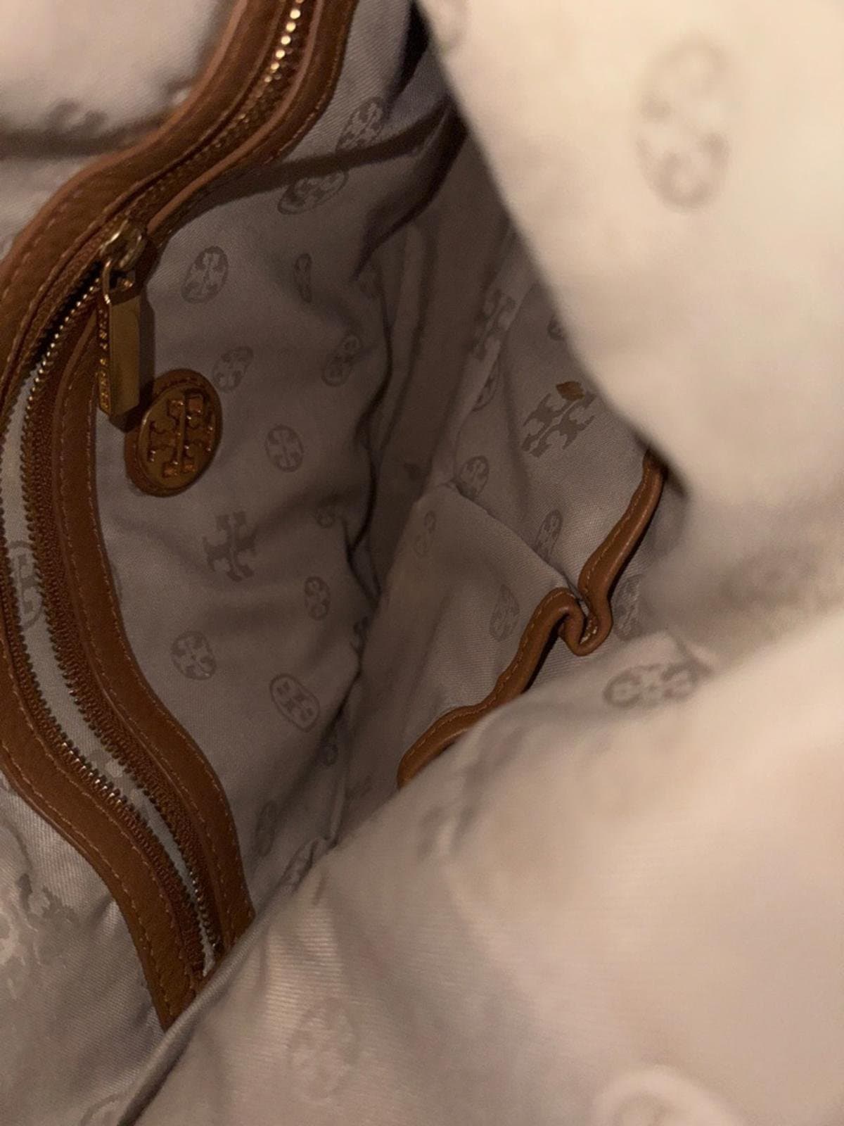 Tory Burch Amanda tan leather fold-over crossbody satchel - Thumbnail 12