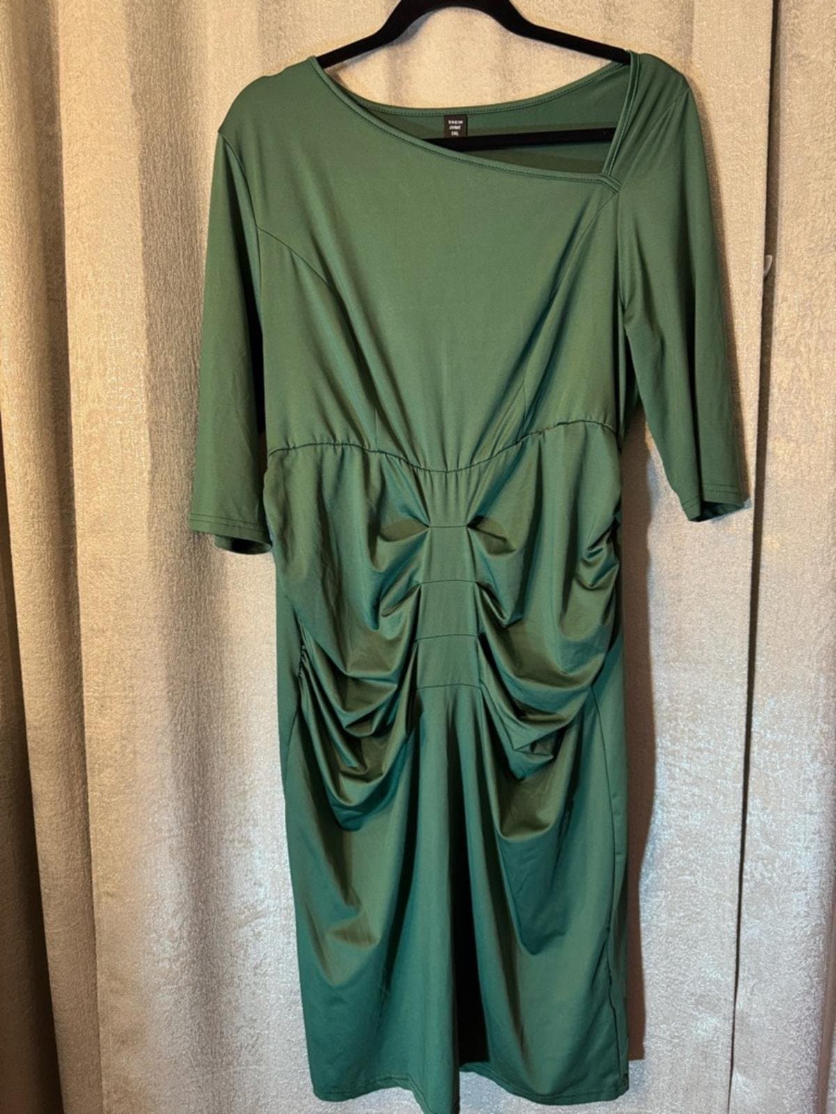SHEIN Forest Green Ruched Midi Dress - Thumbnail 2