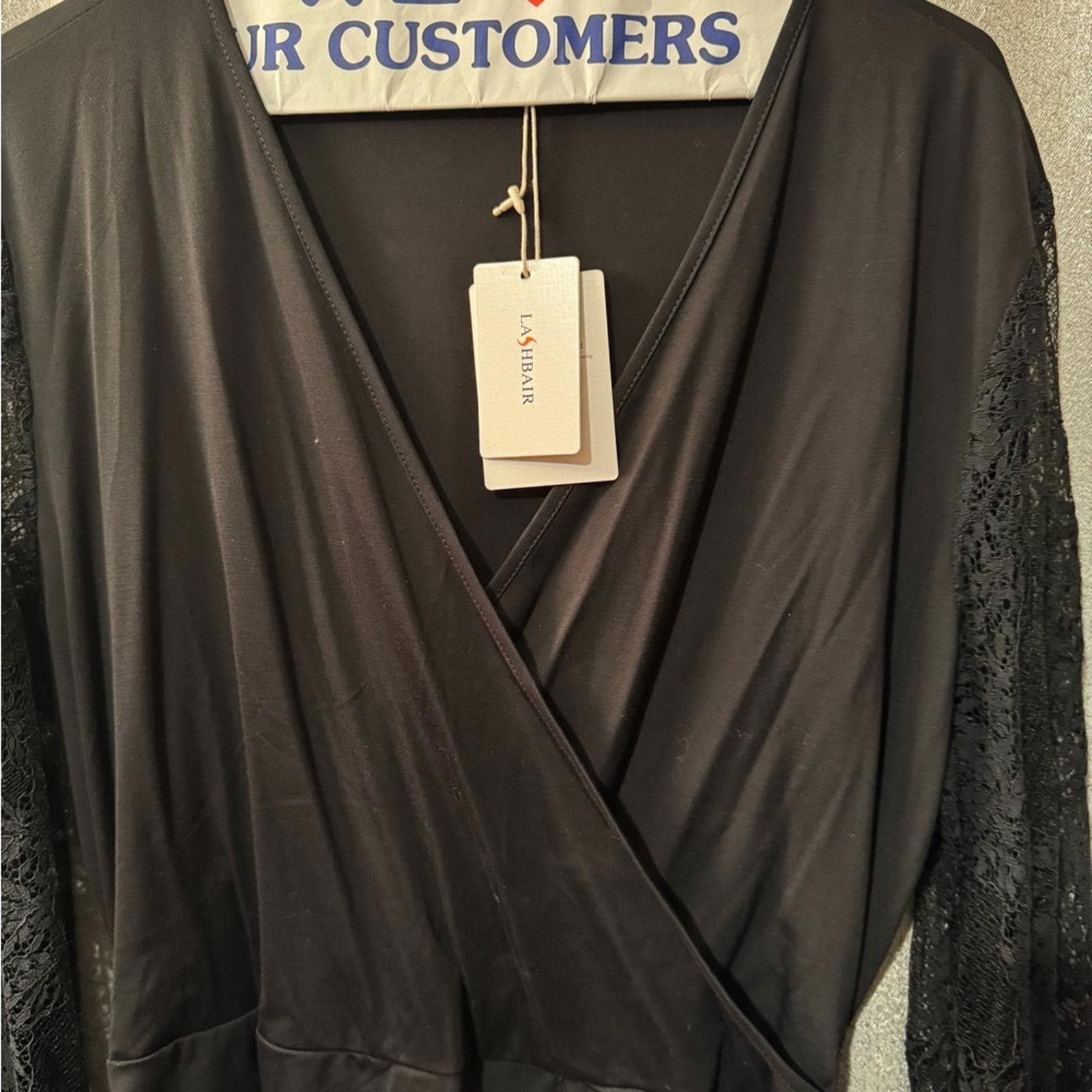 Elegant Black Lace-Sleeve Wrap Midi Dress - Thumbnail 4