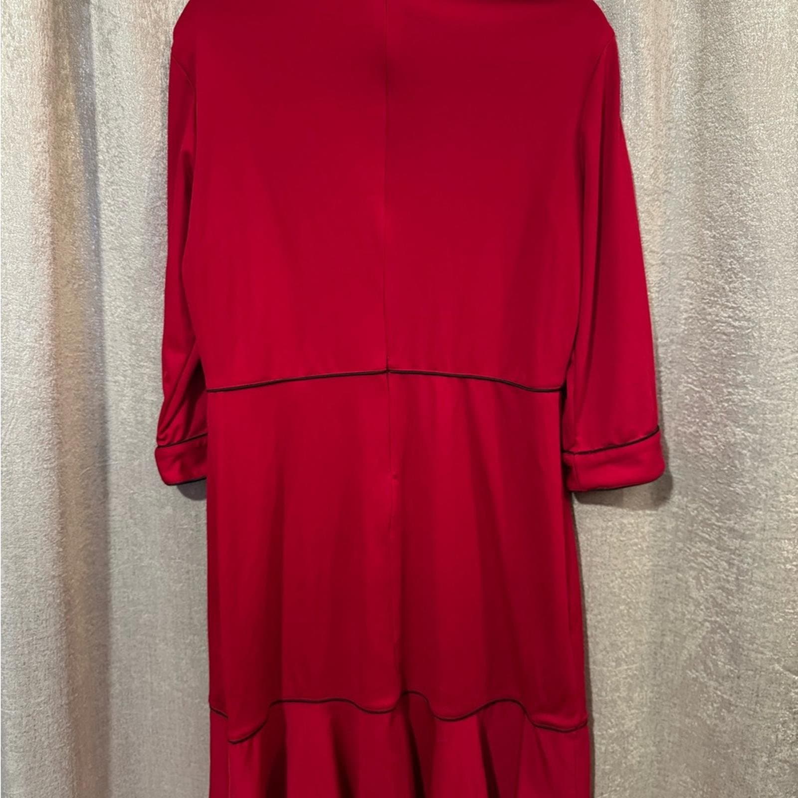Elegant Red Long Sleeve Dress - Thumbnail 3
