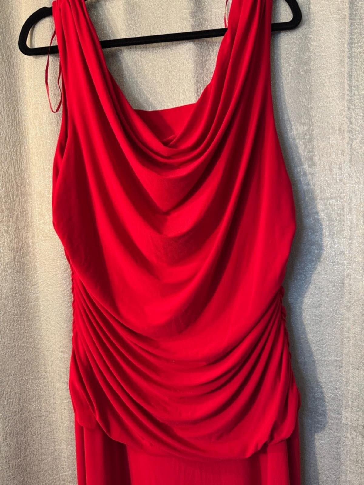 Sleeveless Red Cowl-Neck Maxi Dress with Ruched Draping - Thumbnail 3