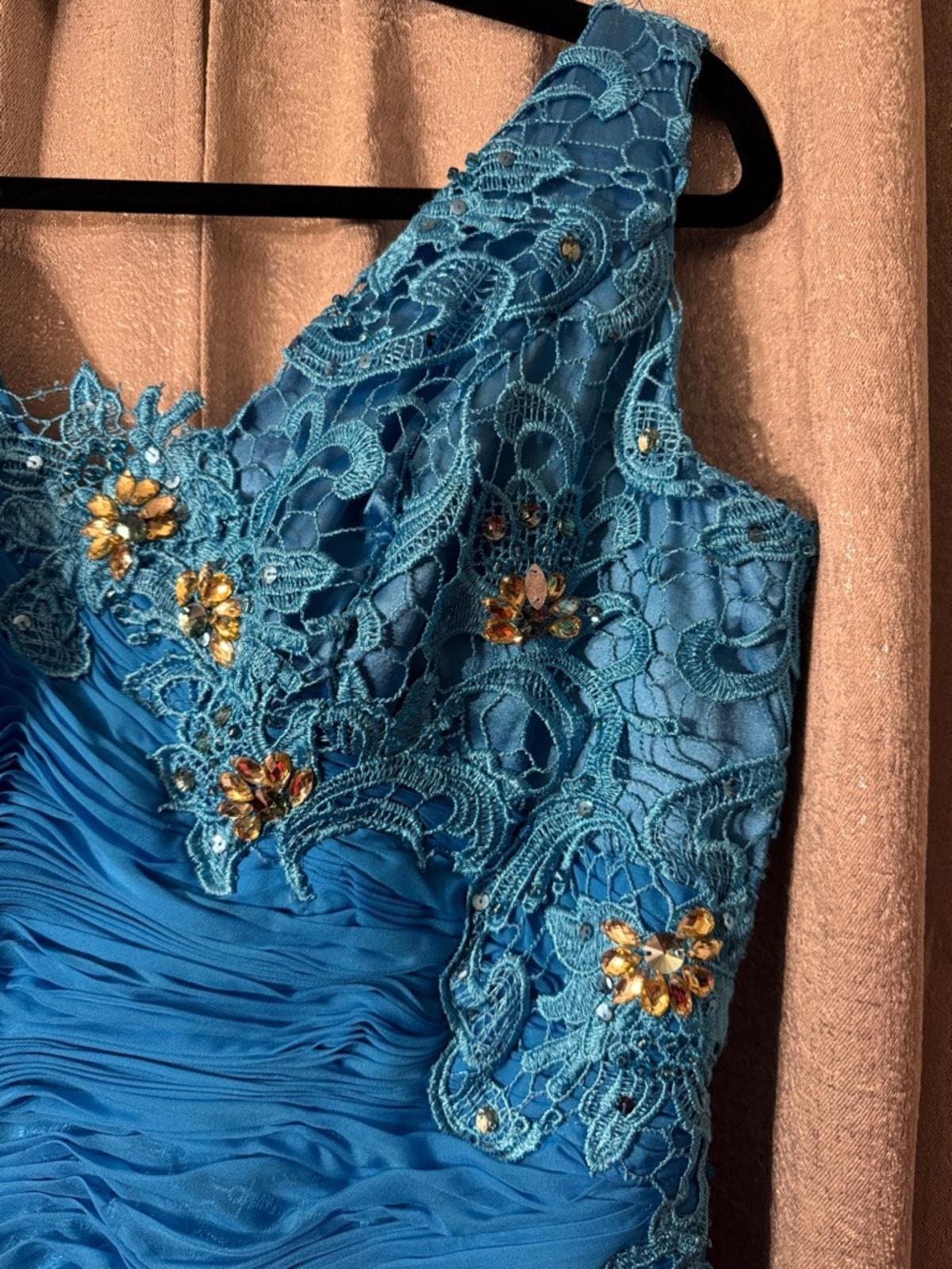 MNM Couture Blue Gown - Thumbnail 3
