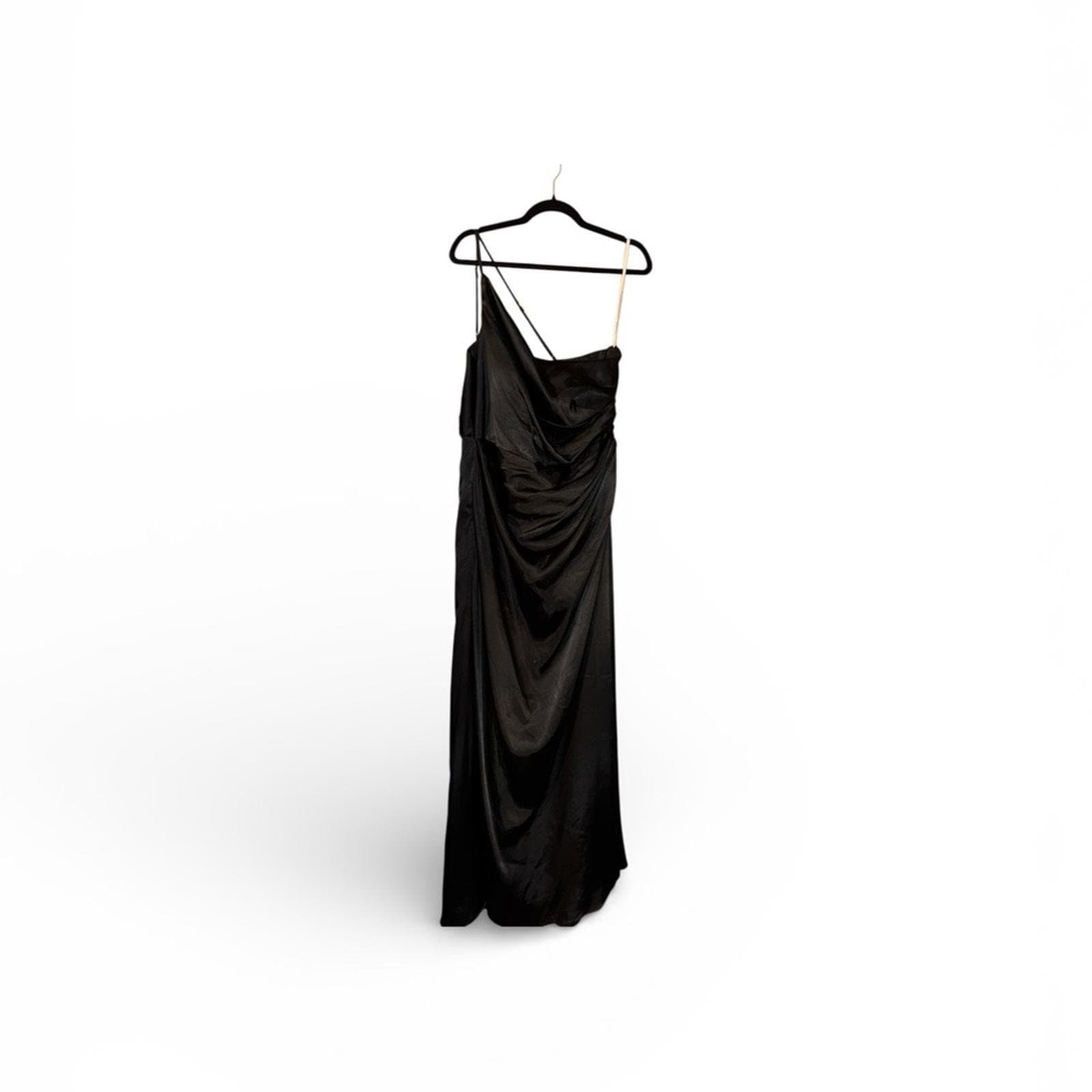 Signature One-Shoulder Black Dress - Thumbnail 2
