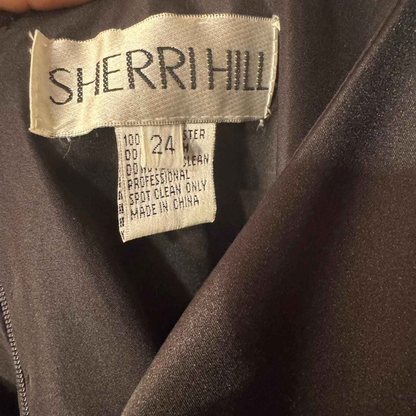 Sherri Hill Black Deep V-Neck Mini Dress - Thumbnail 3