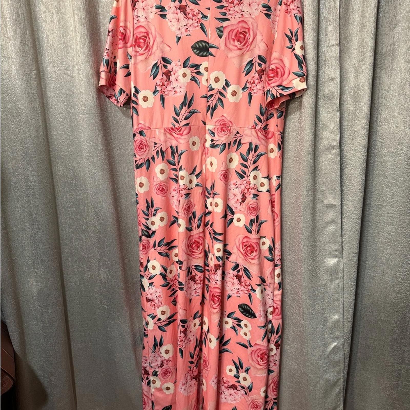 Elegant Floral Maxi Dress in Pink - Thumbnail 4