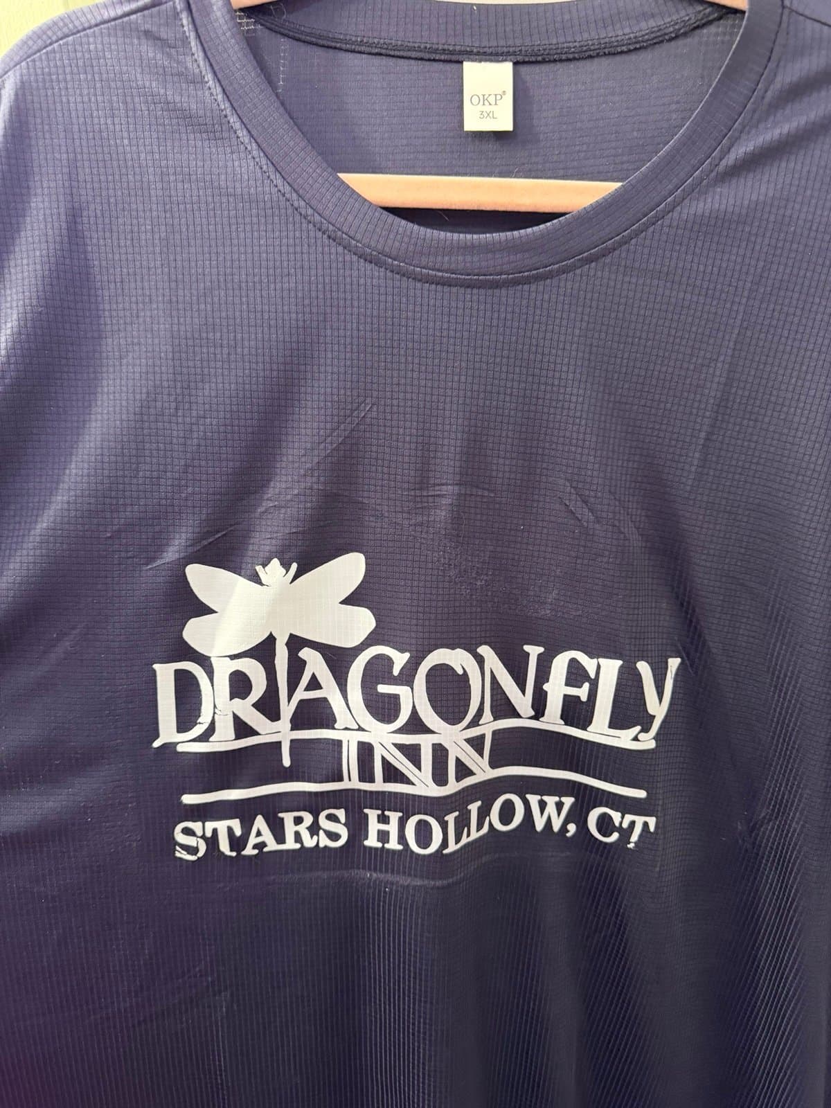 Dragonfly inn T-shirt - Image 1