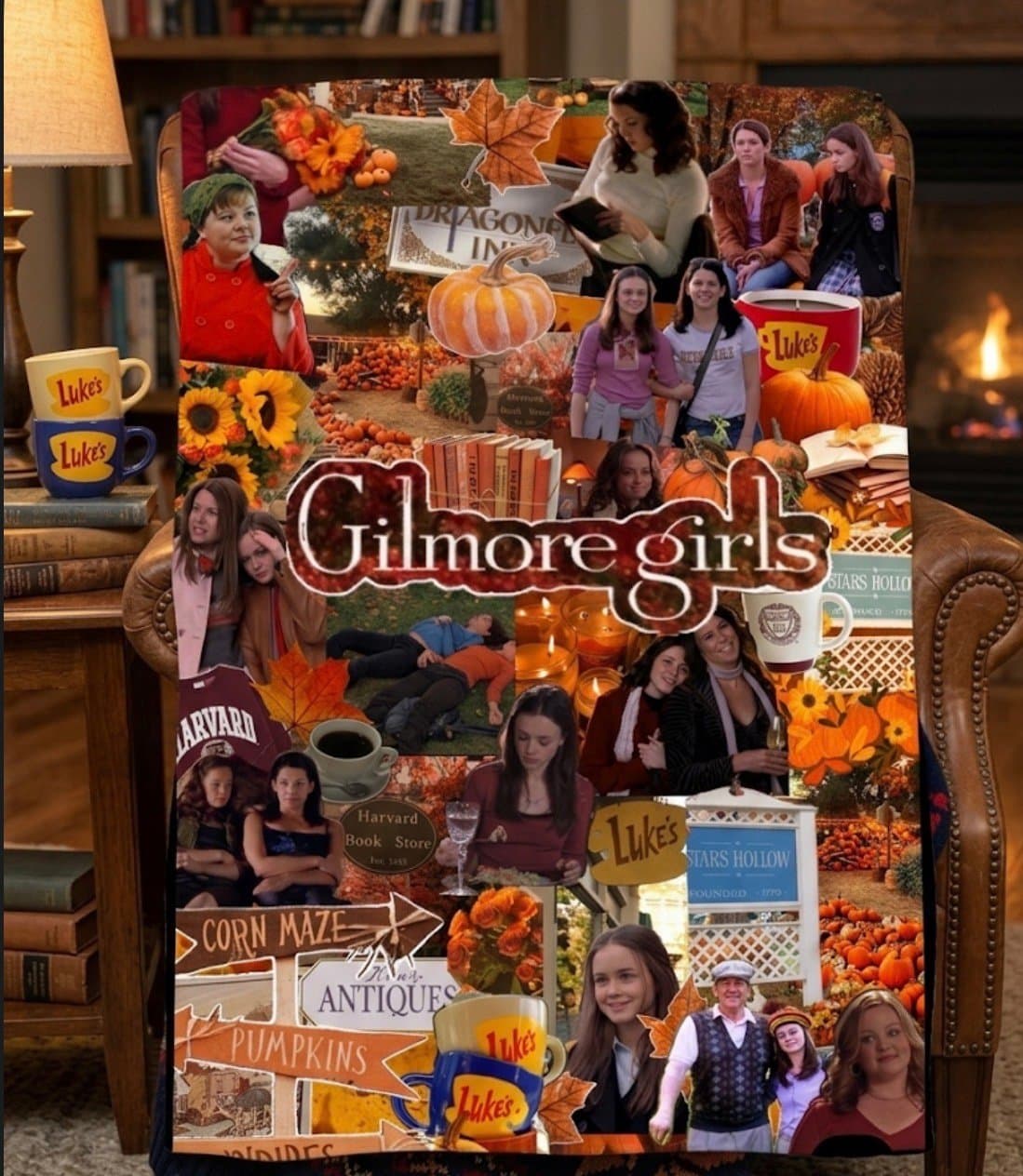 Throw pillow and blanket - Thumbnail 3