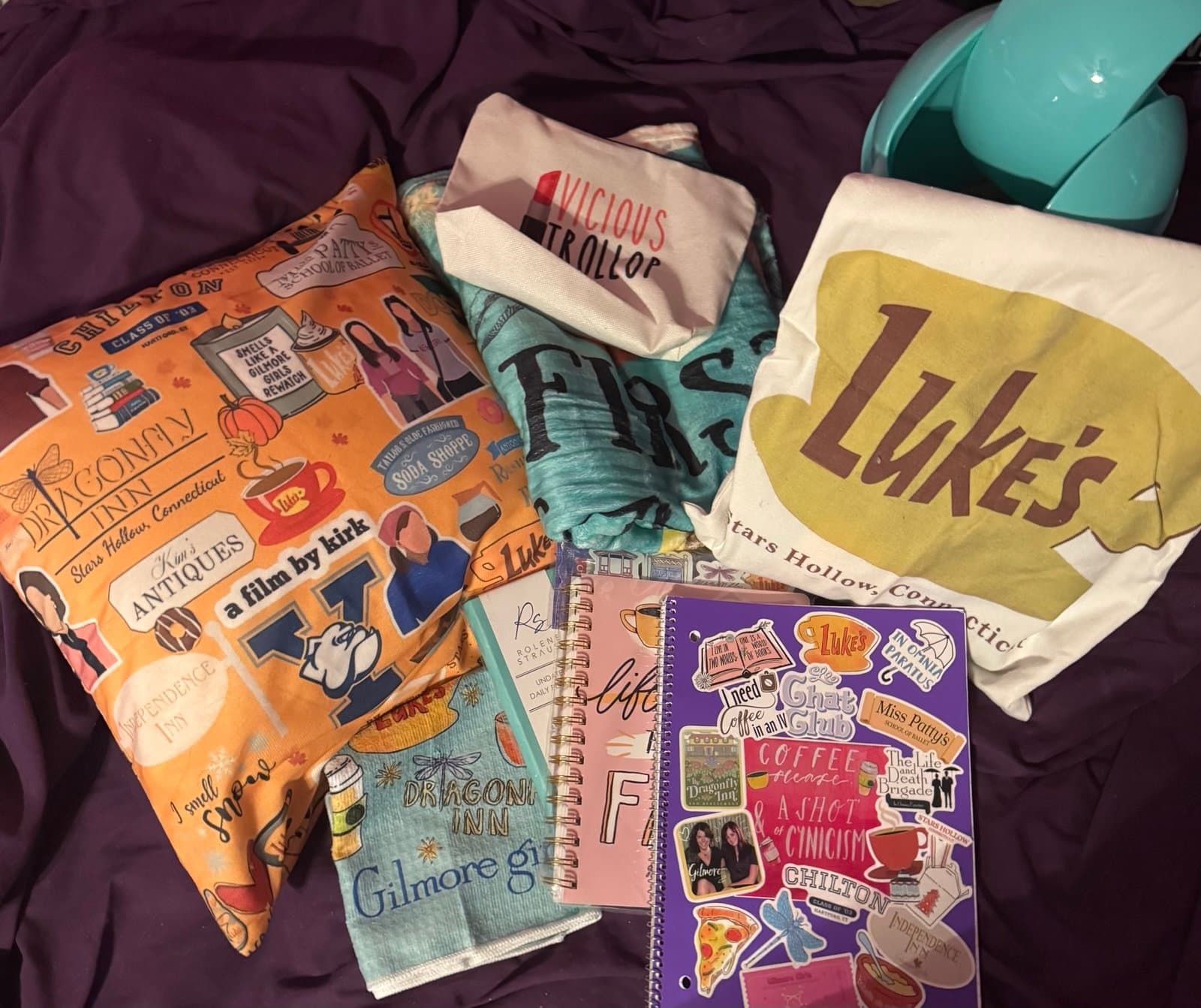 Gilmore Girls gift basket - Thumbnail 3