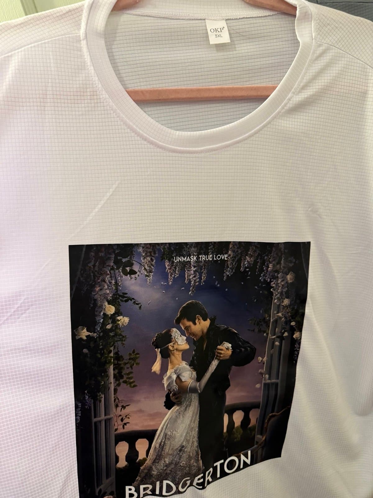 Bridgerton T-shirt - Thumbnail 2