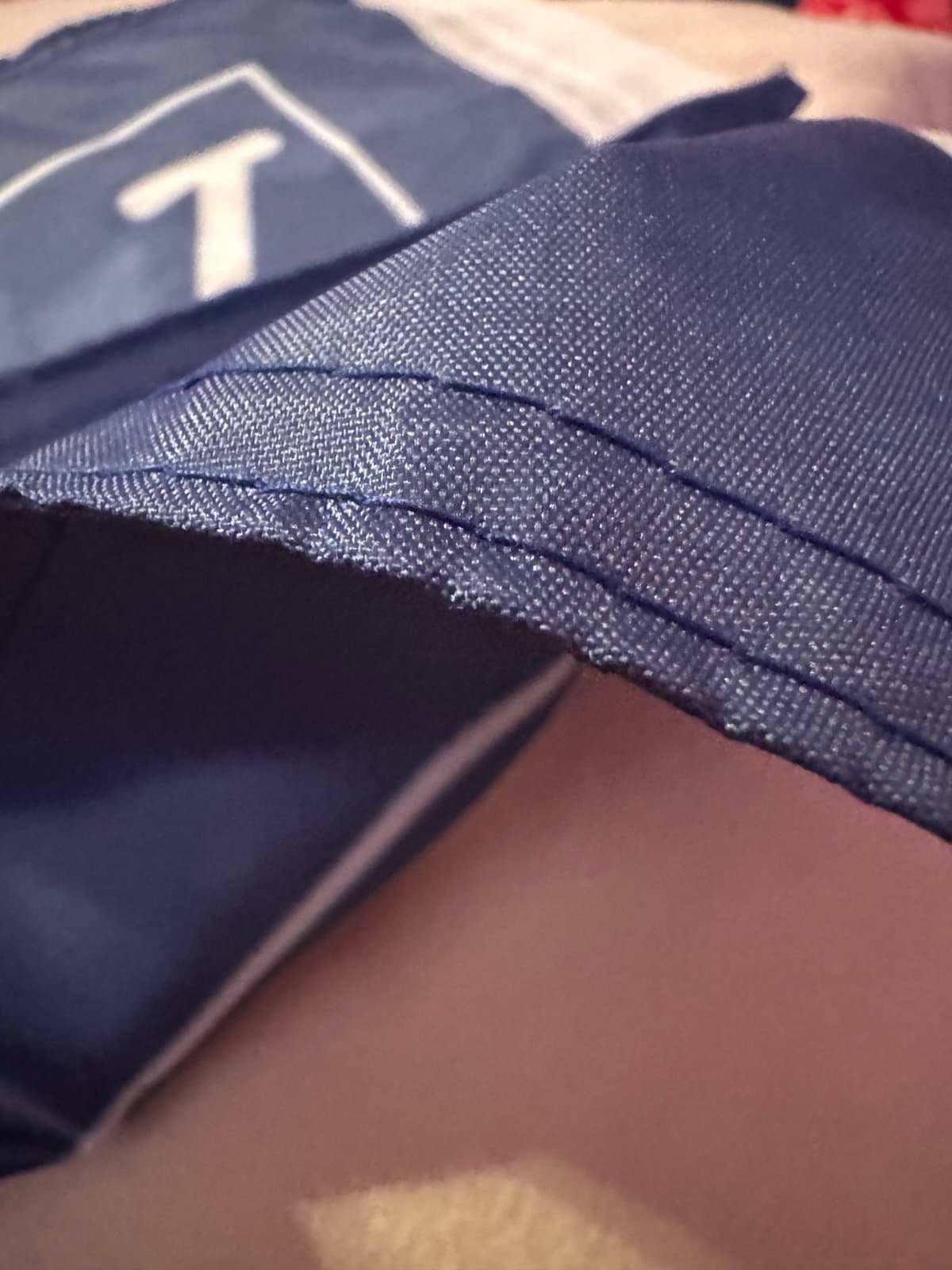 Yale flag - Thumbnail 3