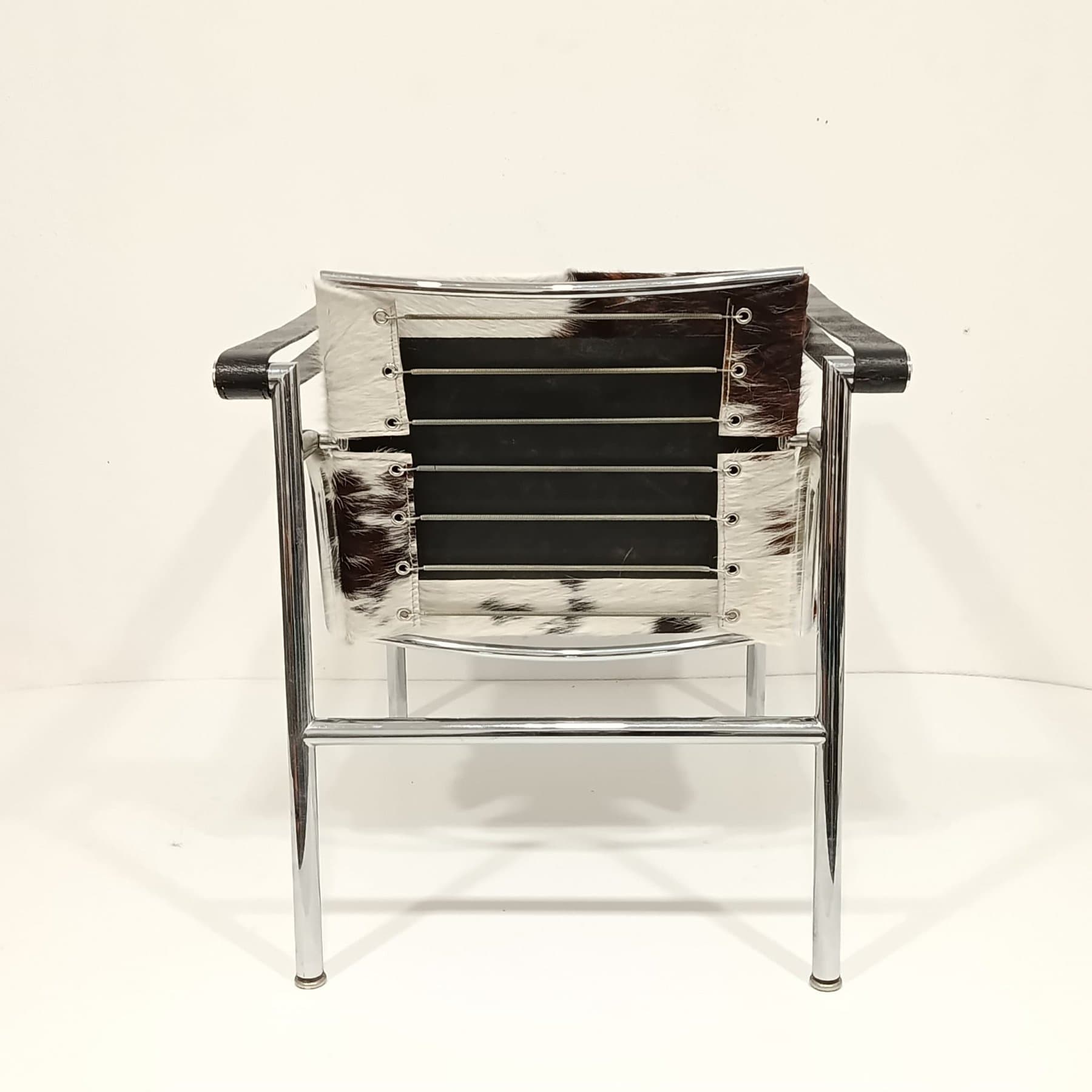 Armchair - LC1 - horse leather, Steel - Thumbnail 6