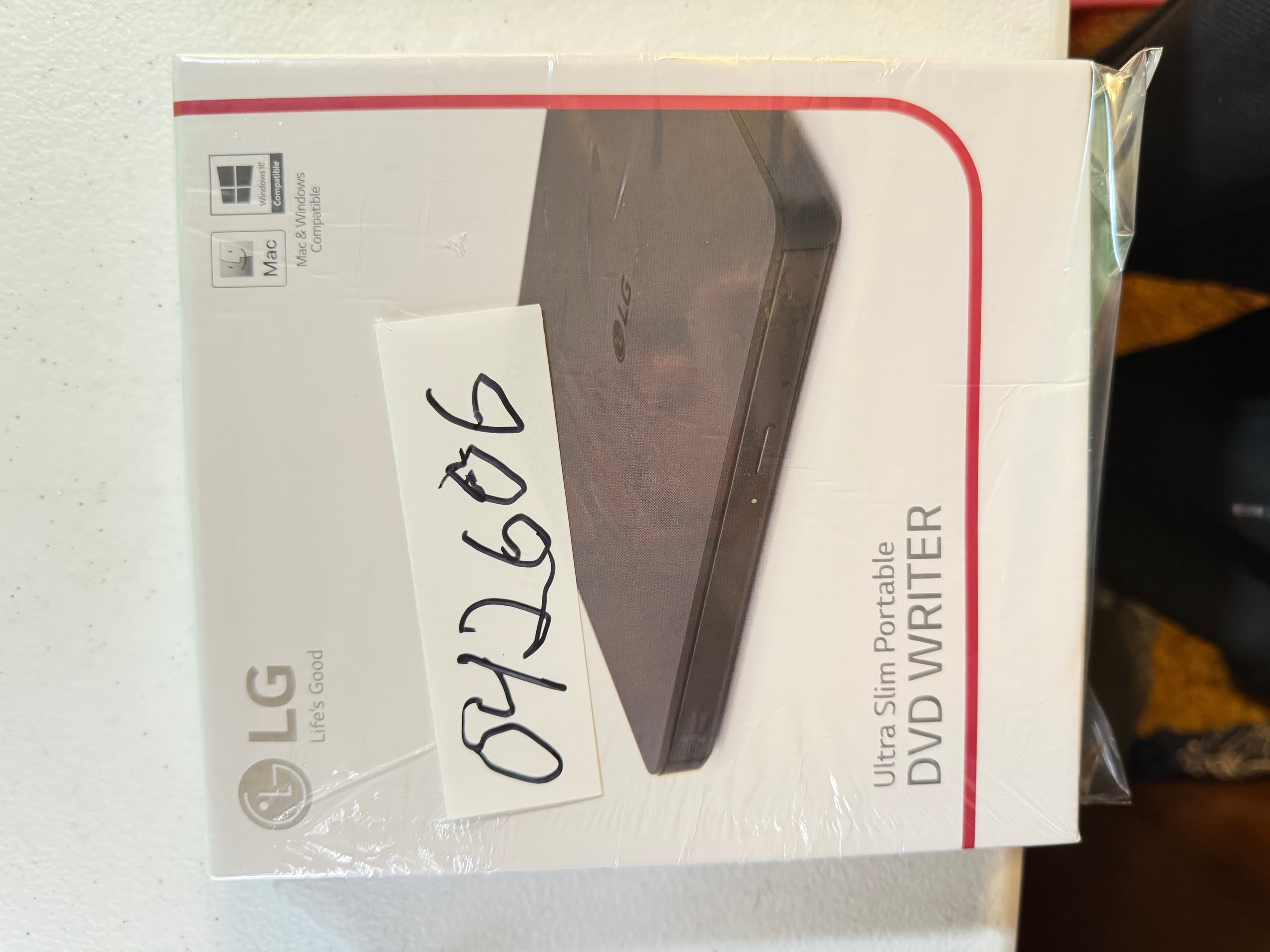 LG Ultra Slim Portable DVD Writer GP60EX70 Mac Windows Compatible - Thumbnail 7