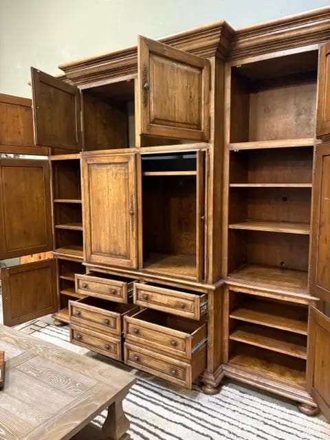 Wooden Entertainment Center With 10 Doors And 4 Drawers - Thumbnail 3