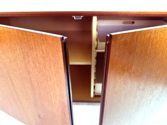 Mid-century teak sideboard B40 by Dieter Waeckerlin for Behr - Thumbnail 7