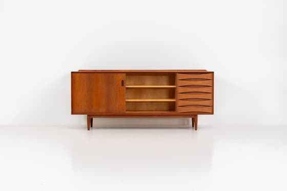 Rare “OS29” sideboard by Arne Vodder for Sibast (Denmark, 1950s). - Thumbnail 4