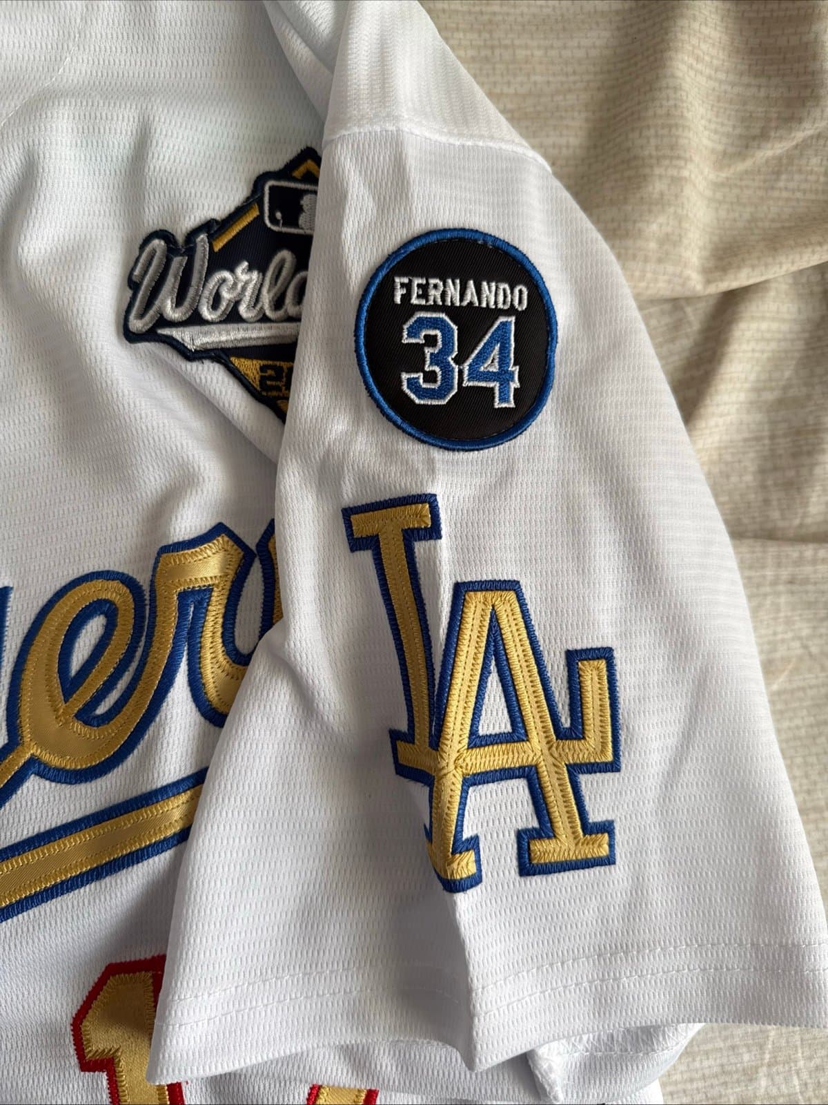 Men’s Nike Shohei Ohtani #17 LA Dodgers 2025 Gold Collection Limited Jersey Sz L - Thumbnail 5