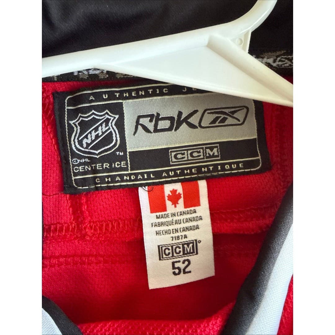 Men’s Reebok CCM VTG Patrick Sharp #10 Blackhawks Authentic Jersey Sz 52 - Red - Thumbnail 3