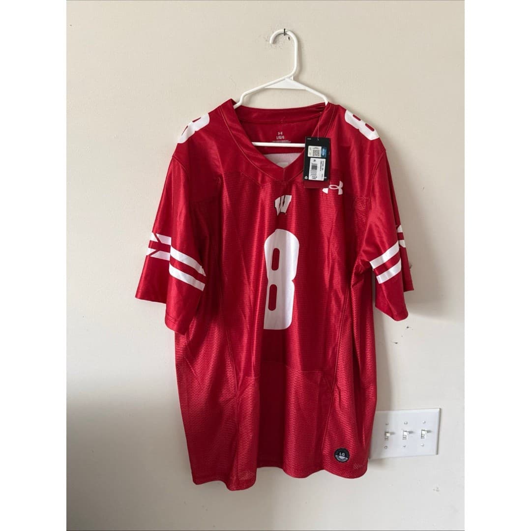 Men’s Under Armour Tanner Mordecai #8 Wisconsin Badgers Jersey Sz L - NWT - Image 1