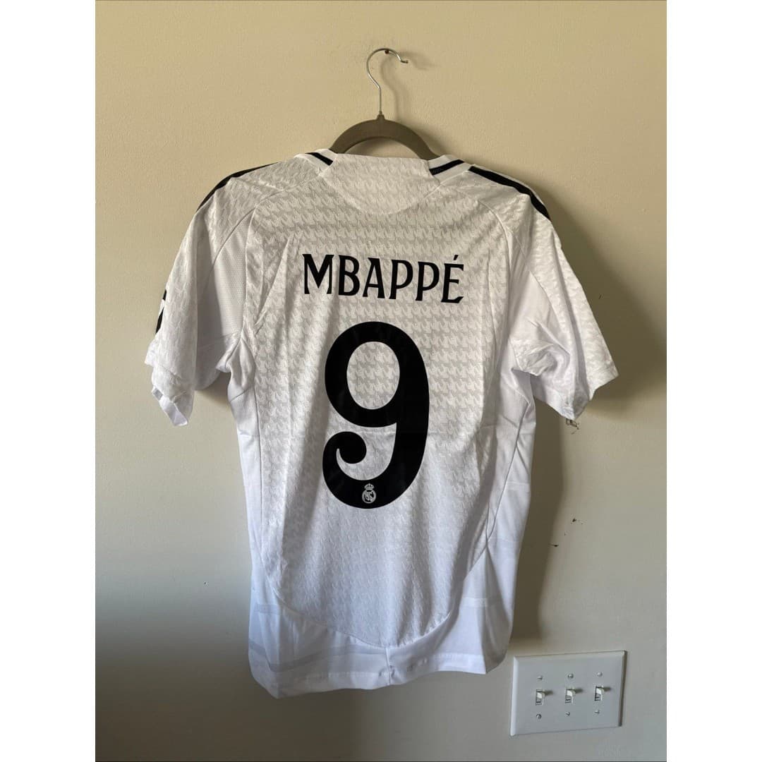 Men’s adidas Real Madrid Kylian Mbappe #9 2024/25 Authentic Sz S - White - Thumbnail 6