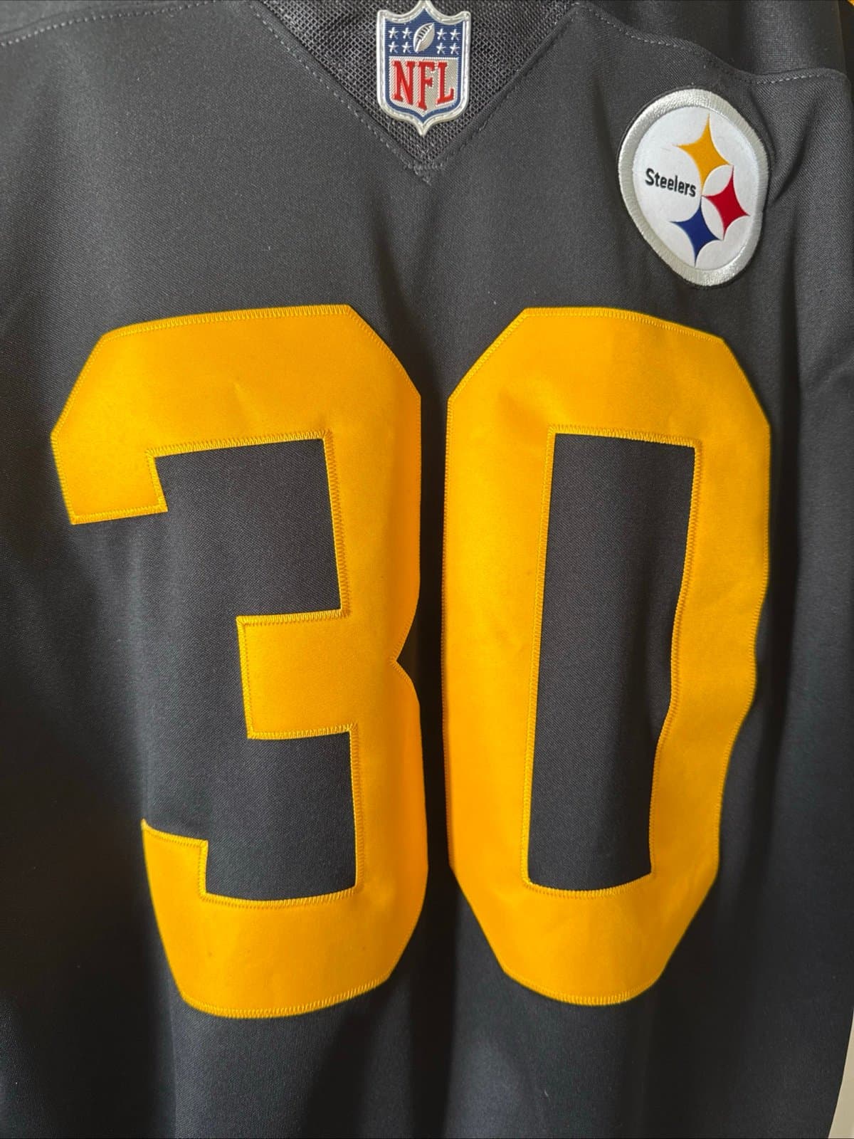Men’s Nike James Conner #30 Pittsburgh Steelers Vapor Lmtd NFL Jersey Sz M RARE - Thumbnail 2