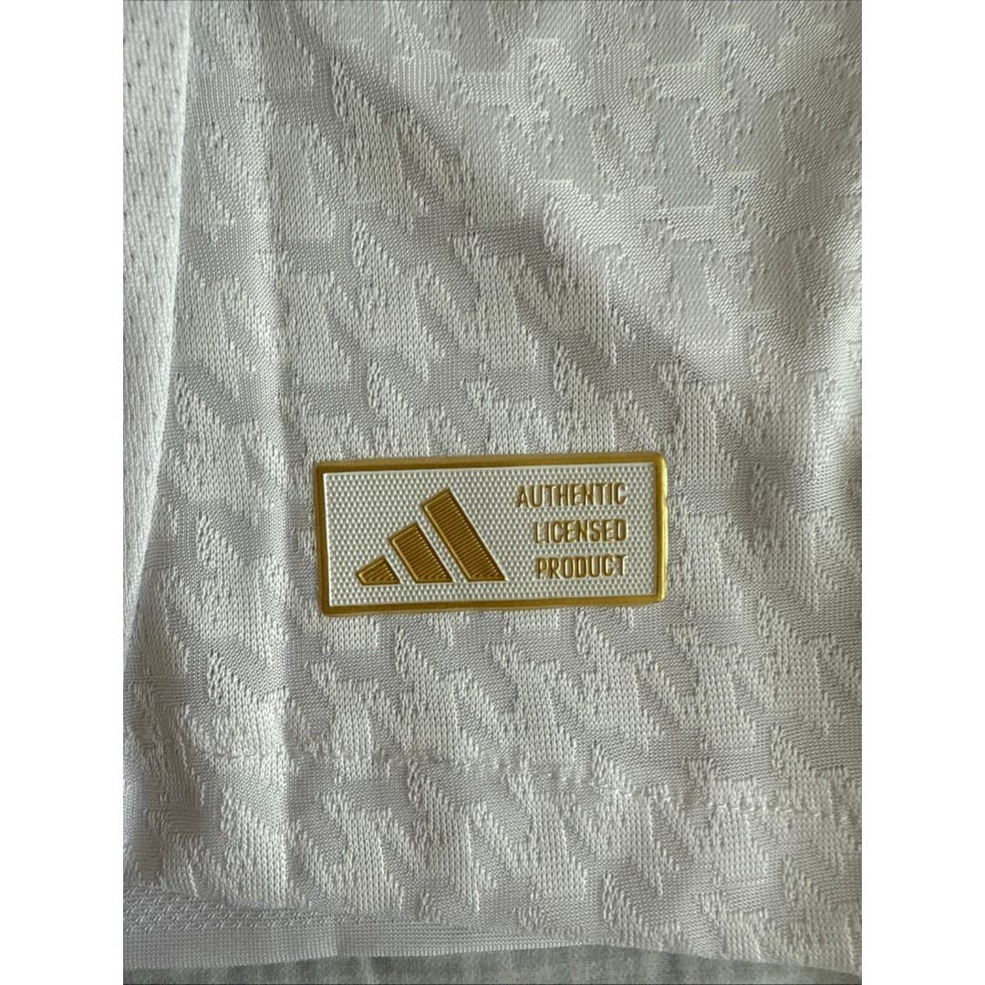 Men’s adidas Real Madrid Kylian Mbappe #9 2024/25 Authentic Sz S - White - Thumbnail 3
