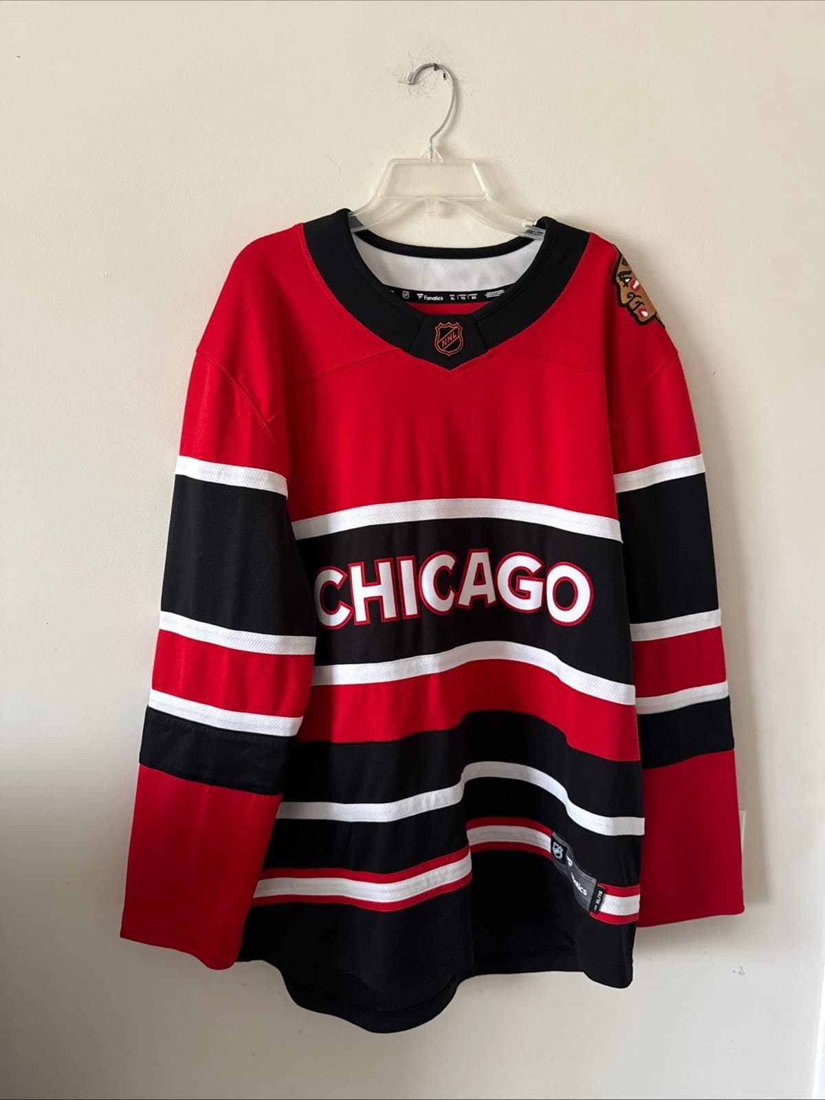 Men’s Fanatics Chicago Blackhawks Reverse Retro 2.0 Jersey Sz XL - Red RARE