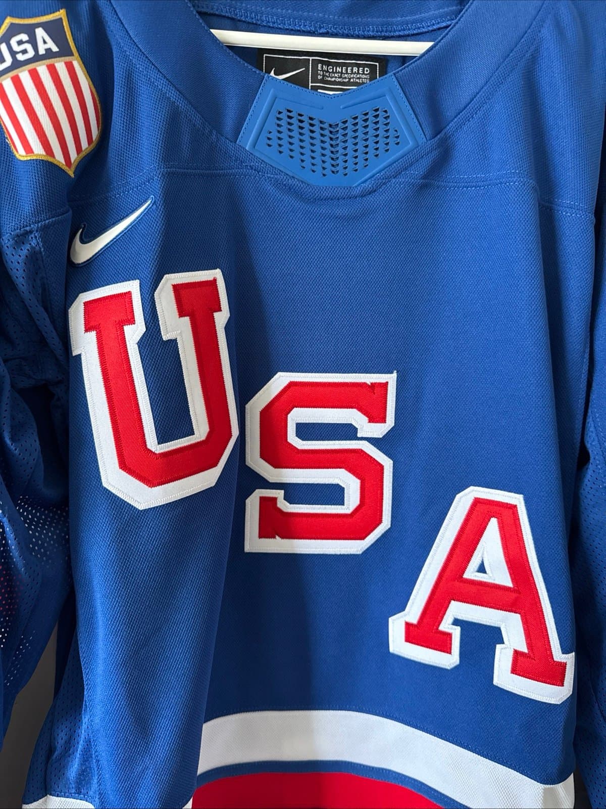 Men’s Nike Jack Eichel #9 Team USA 2026 Winter Olympics Jersey Size S - NWT RARE - Thumbnail 2