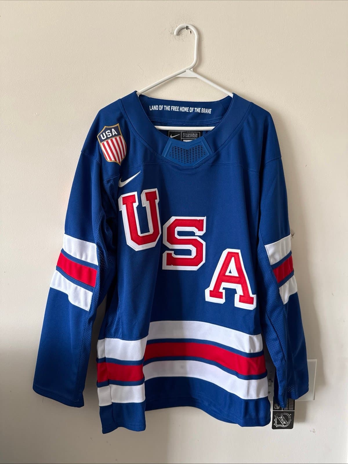 Men’s Nike Jack Eichel #9 Team USA 2026 Winter Olympics Jersey Size S - NWT RARE - Image 1
