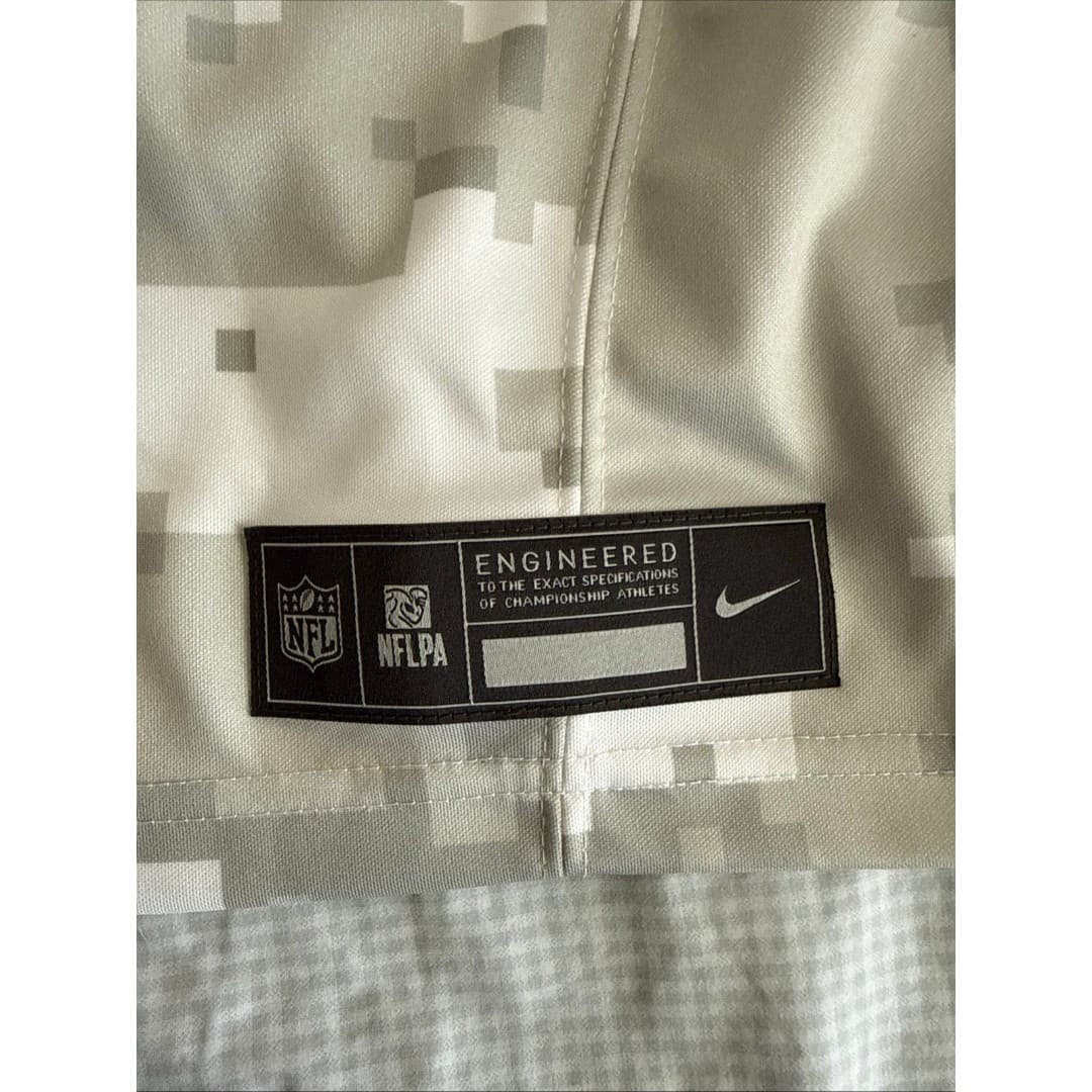 Men’s Nike Tua Tagovailoa #1 Miami Dolphins Salute to Service Vapor Jersey Sz L - Thumbnail 3