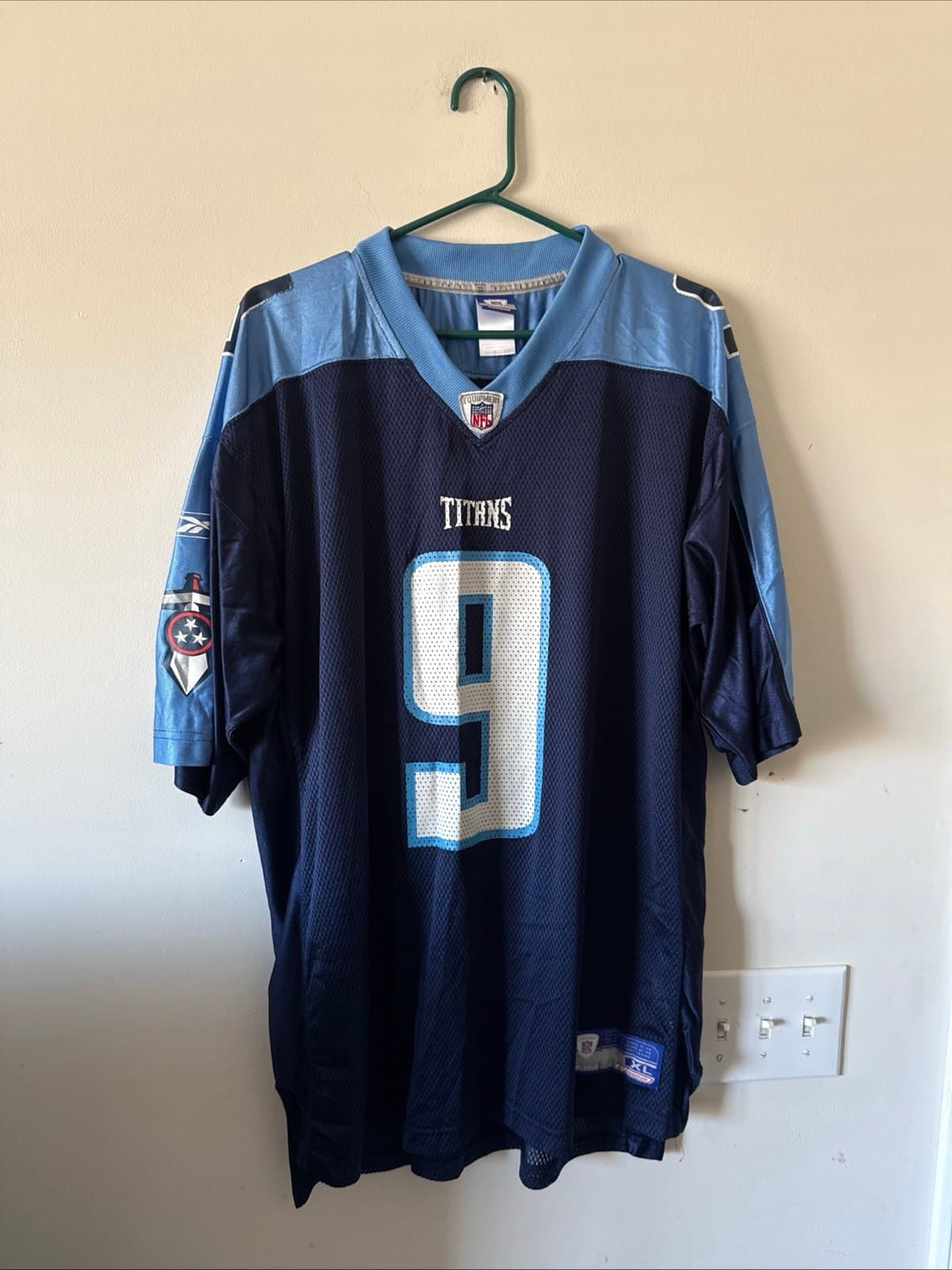 Men’s Reebok Steve McNair #9 Tennessee Titans NFL Equipment Jersey Sz XL - Blue - Image 1