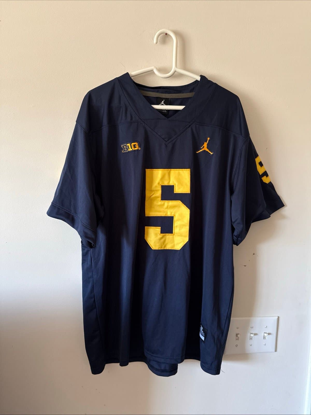 Men’s Nike Jordan Michigan Wolverines Joe Milton #5 Jersey Size XL - Blue NWOT - Image 1