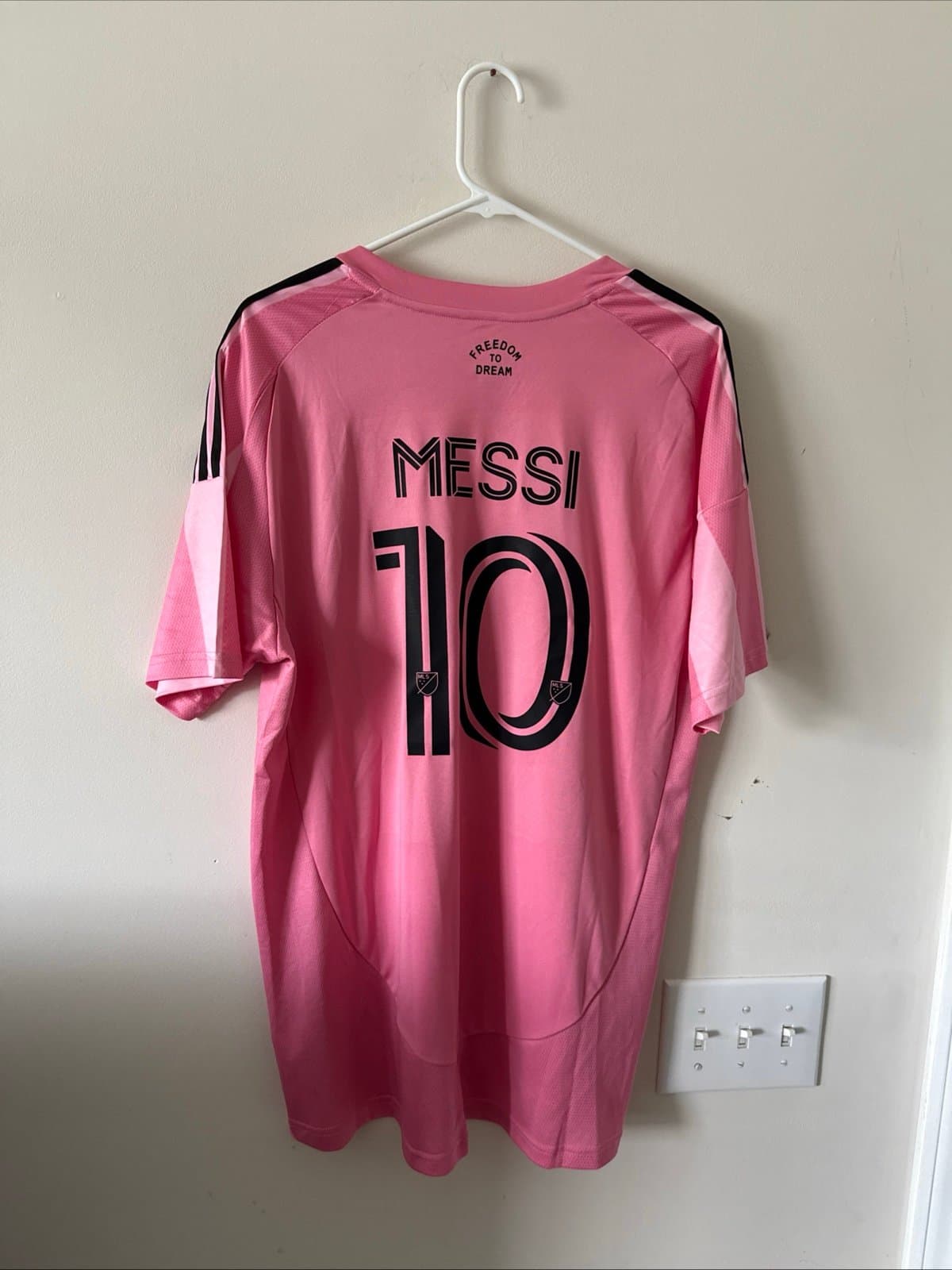 Men’s adidas 2025-26 Inter Miami FC Lionel Messi #10 Home Jersey Sz XL - Pink - Thumbnail 4