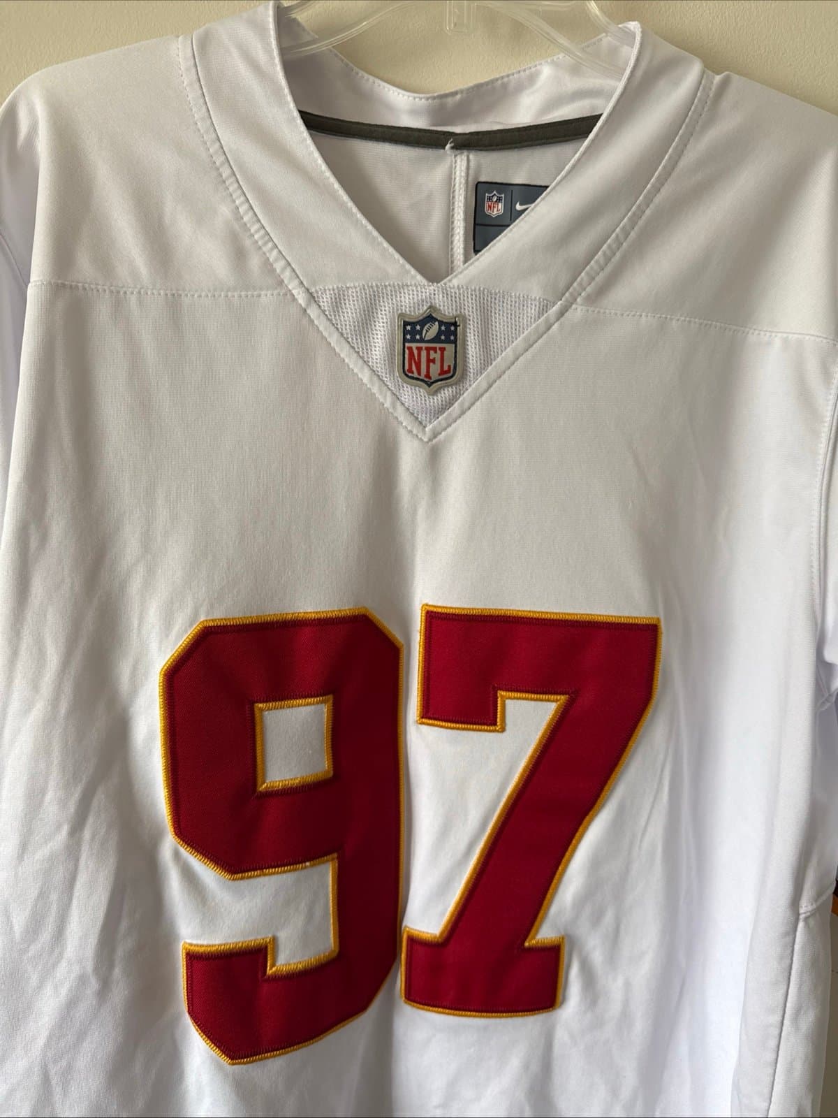 Men’s Nike Eddie Goldman #97 Washington Commanders Away Jersey Sz S - White - Thumbnail 2