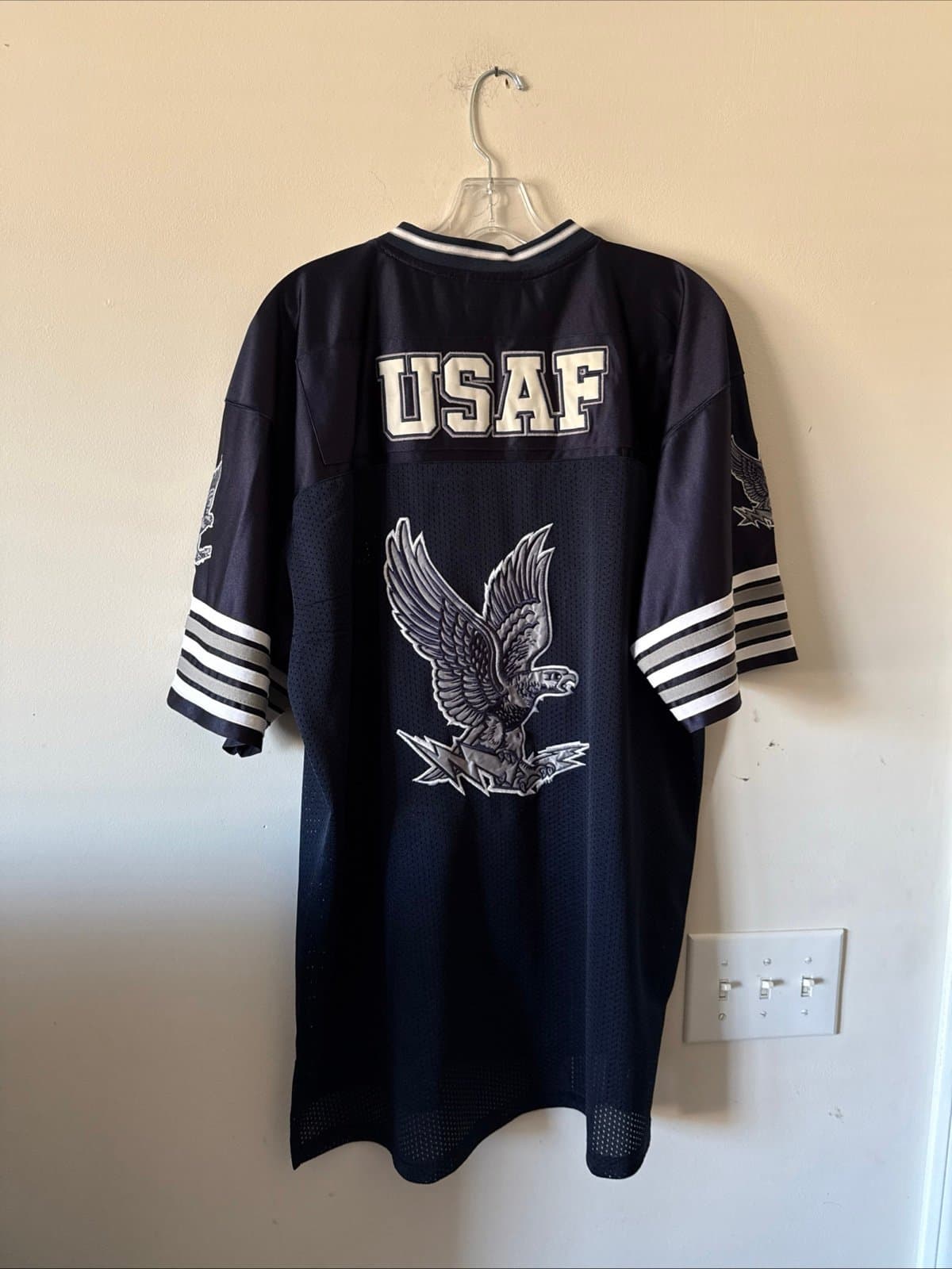 Men’s Colosseum Athletics Air Force USAF Eagle Protect & Serve Jersey Sz L - NWT - Thumbnail 6