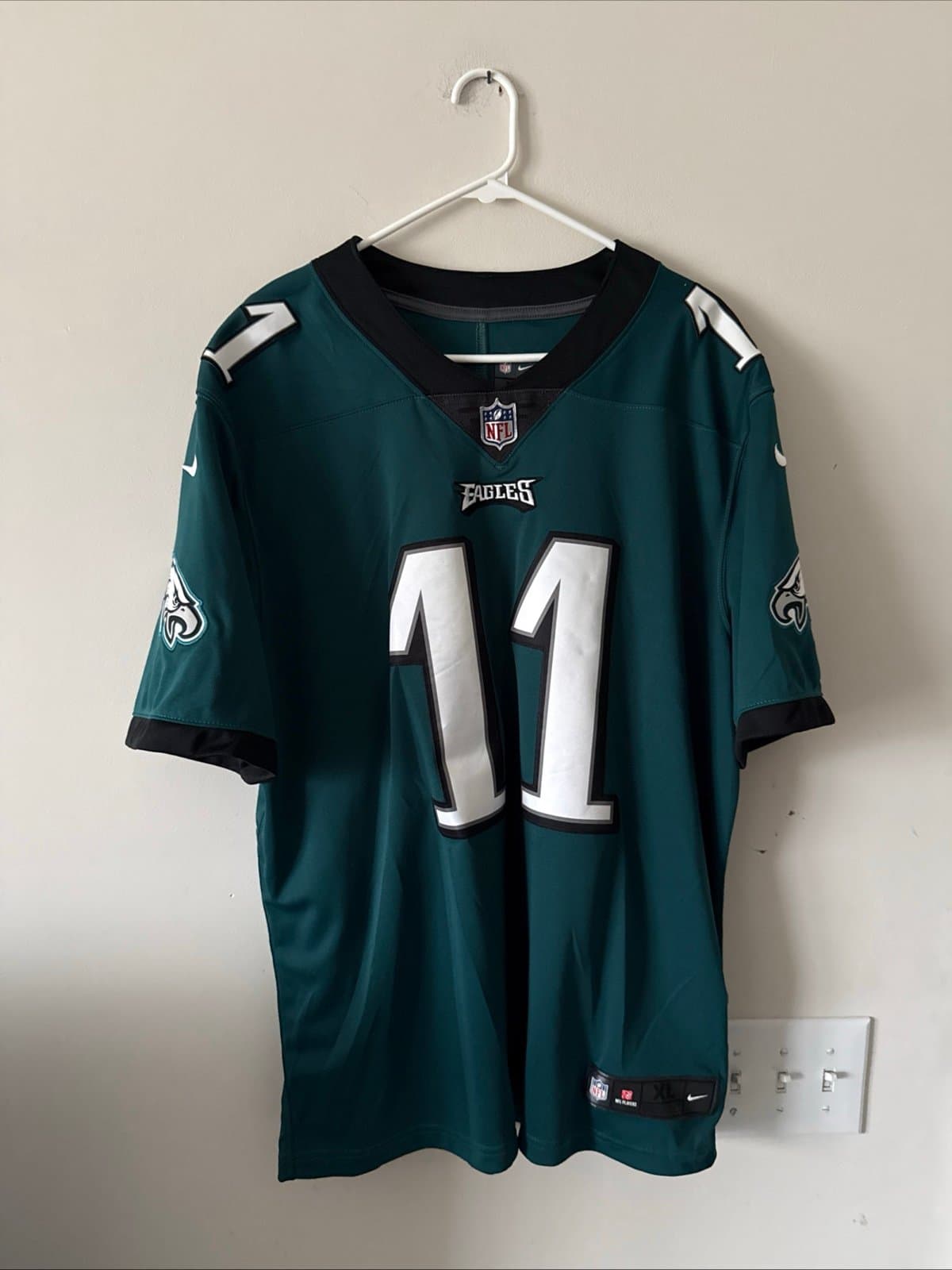 Men’s Nike Carson Wentz #11 Philadelphia Eagles Vapor Limited Jersey Sz XL Green - Image 1