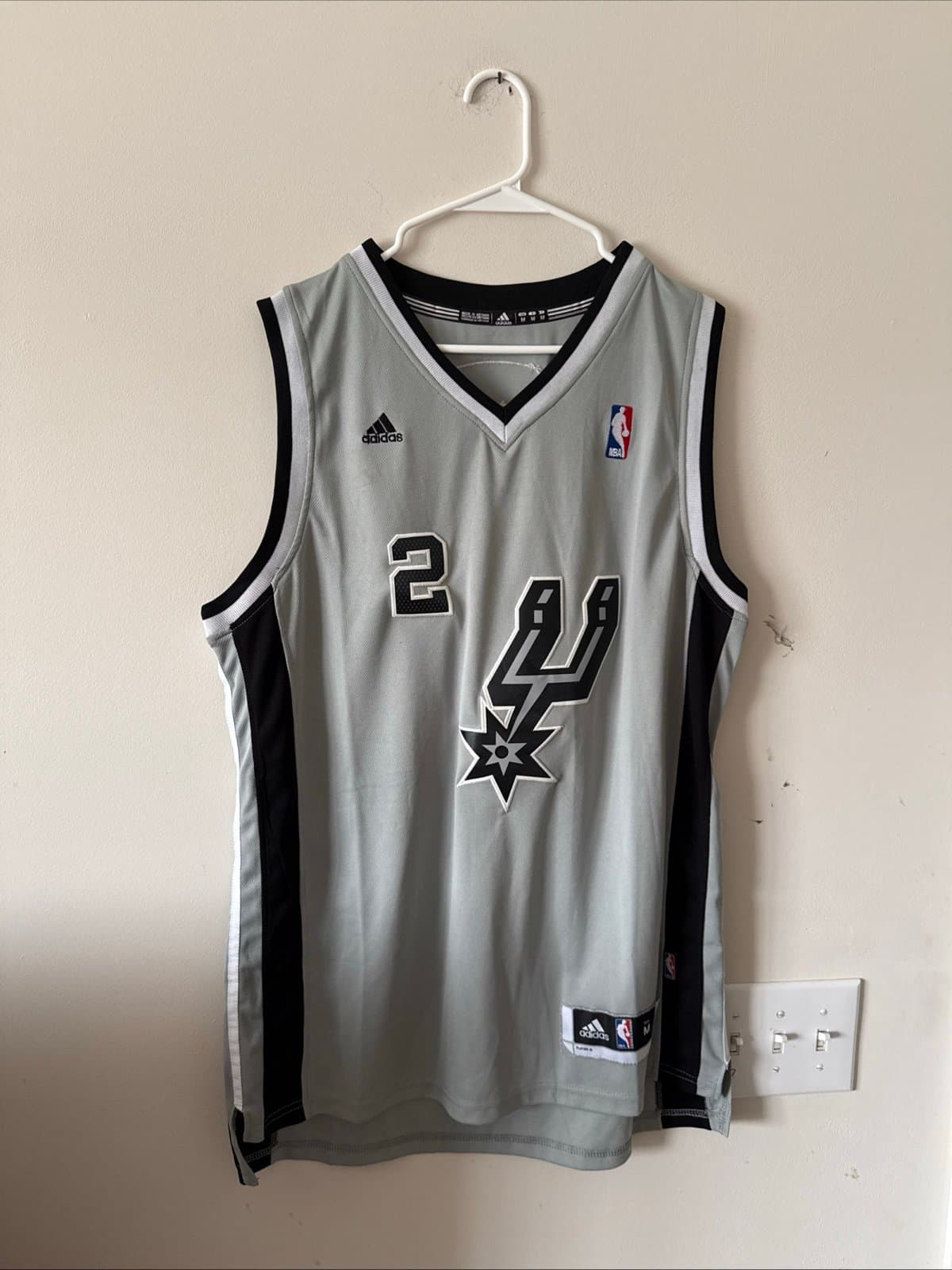 Men’s adidas Kawhi Leonard #2 San Antonio Spurs Swingman Jersey +2 Length Sz M - Image 1