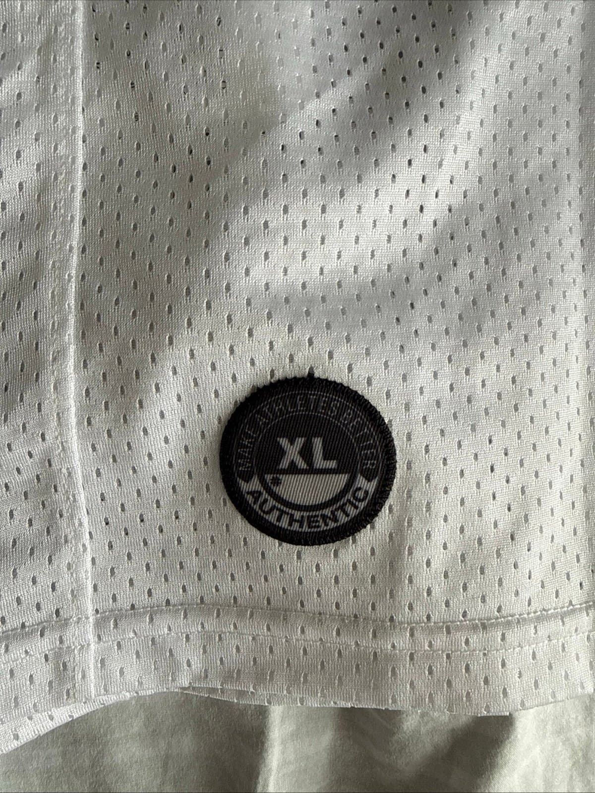 Men's Under Armour Wisconsin Badgers #1 Replica Football Jersey Sz XL - White - Thumbnail 3