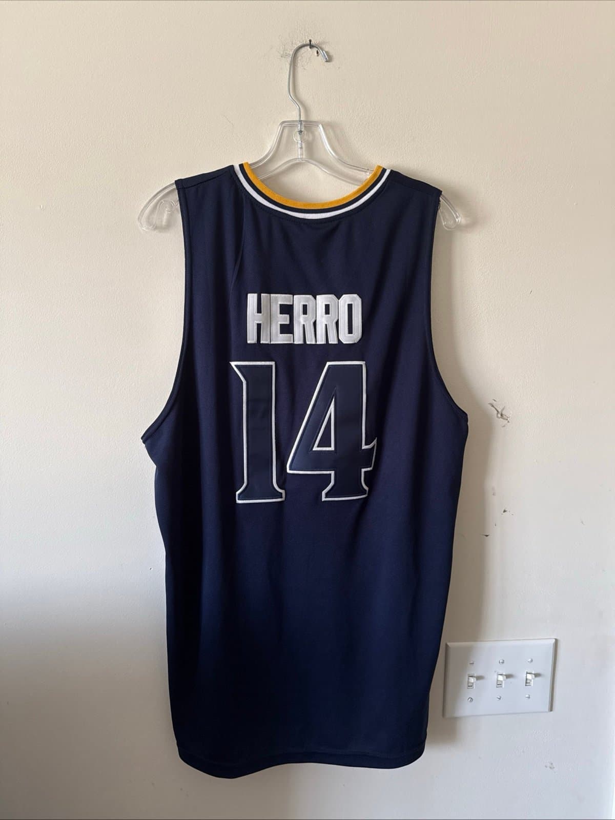 Men’s Tyler Herro #14 WHITNALL Falcons High School Basketball Jersey Sz L - RARE - Thumbnail 6