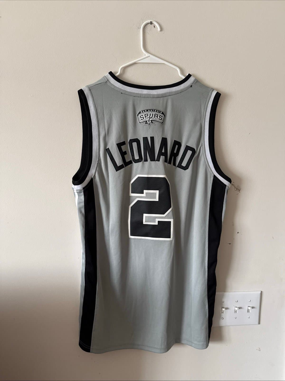 Men’s adidas Kawhi Leonard #2 San Antonio Spurs Swingman Jersey +2 Length Sz M - Thumbnail 6
