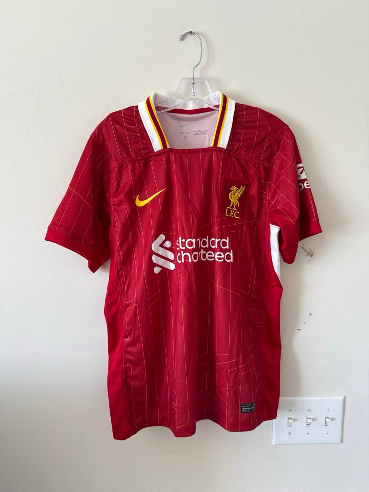 Nike Liverpool 2024/25 Home Soccer Jersey Authentic Version Sz Large NWT - Image 1
