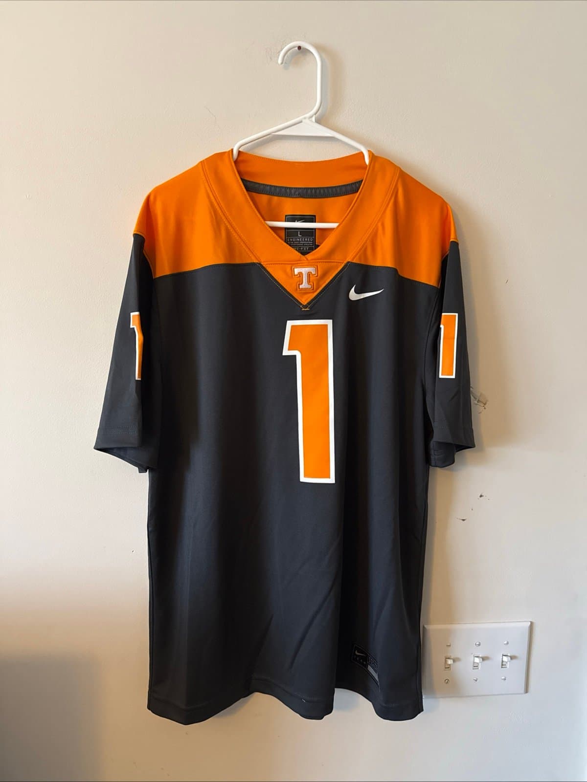 Men's Nike Tennessee Volunteers #1 Alternate Game Jersey Sz L - Gray - Image 1