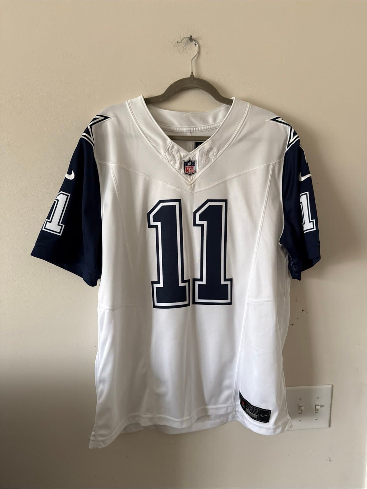 Men’s Nike Micah Parsons #11 Dallas Cowboys NFL Vapor FUSE Limited Sz L - White - Image 1