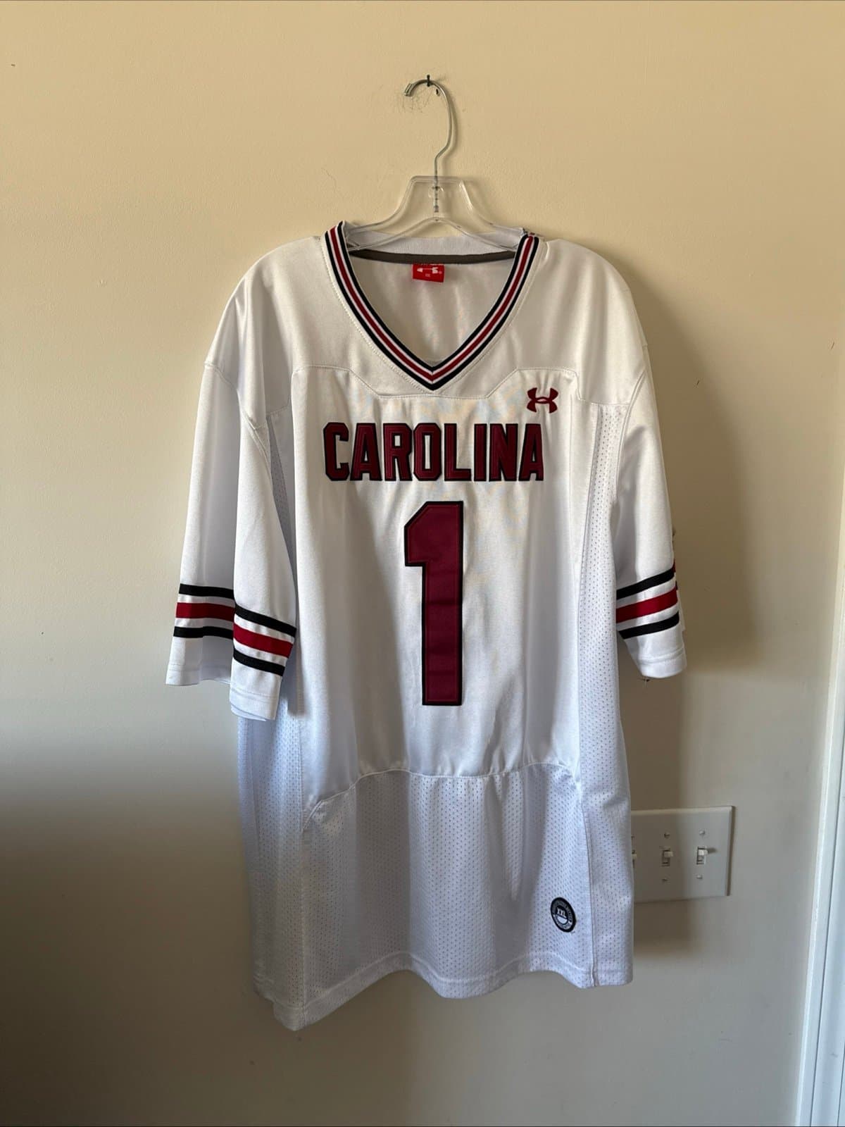 Men's Under Armour South Carolina Gamecocks #1 Stitched Jersey Sz 2XL - White - Image 1