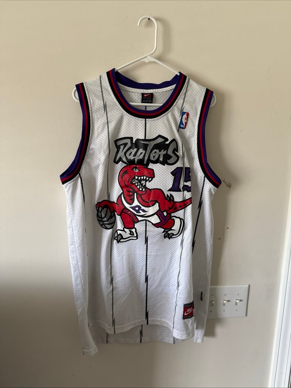 Men’s Vintage Authentic Toronto Raptors Vince Carter #15 Jersey Sz 54 - White - Image 1