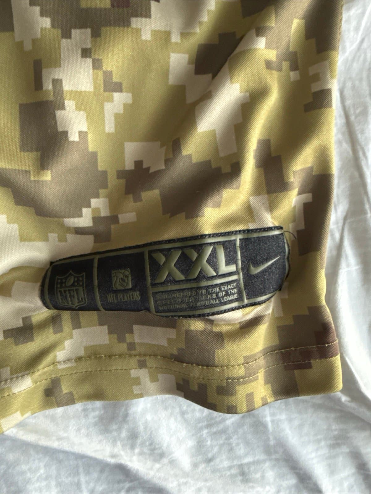 Men's Nike Carson Wentz #11 Philadelphia Eagles Salute To Service Jersey Sz 2XL - Thumbnail 3