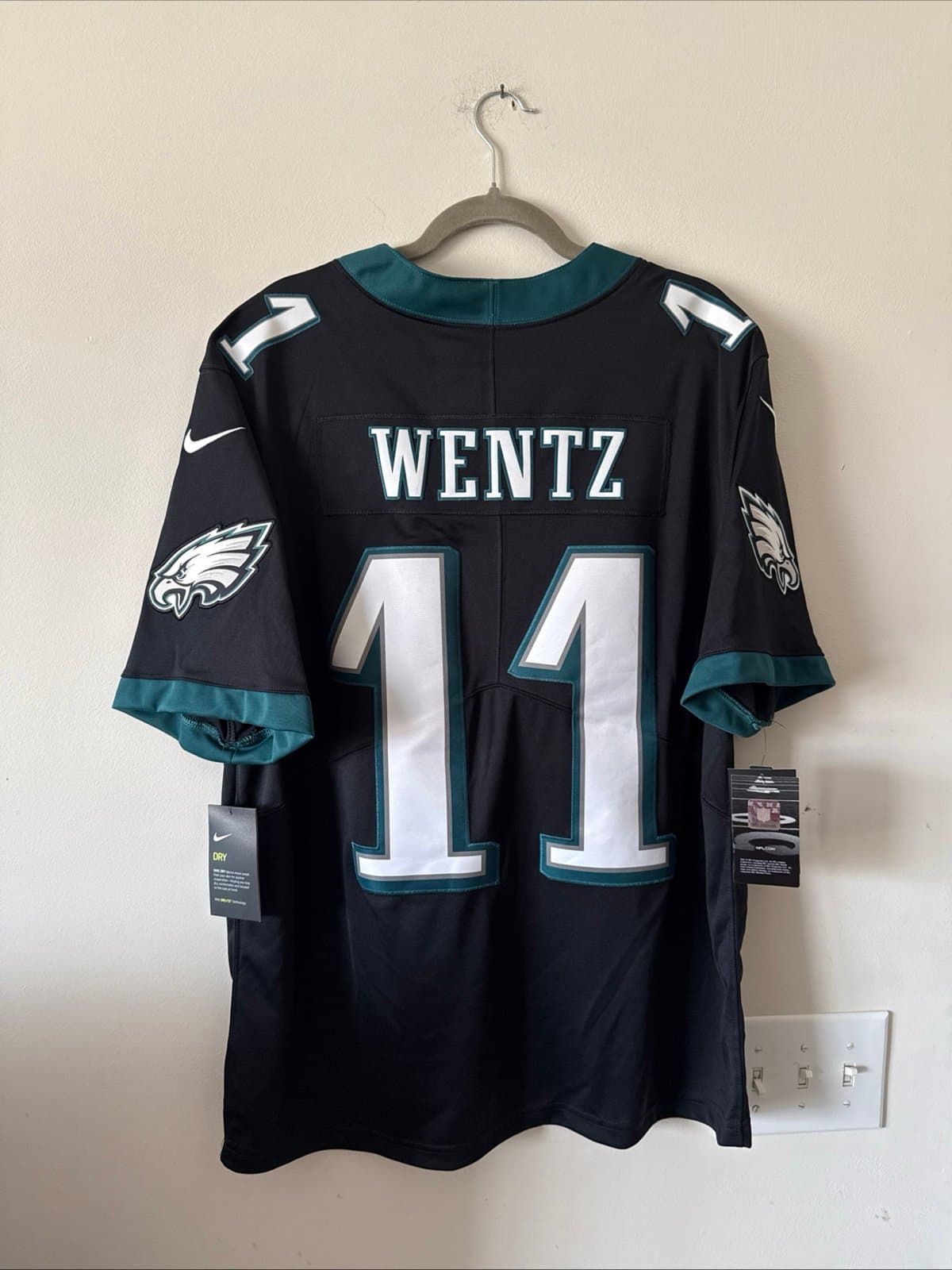 Men’s Nike Carson Wentz #11 Philadelphia Eagles Vapor Limited Jersey Sz XL - NWT - Thumbnail 7