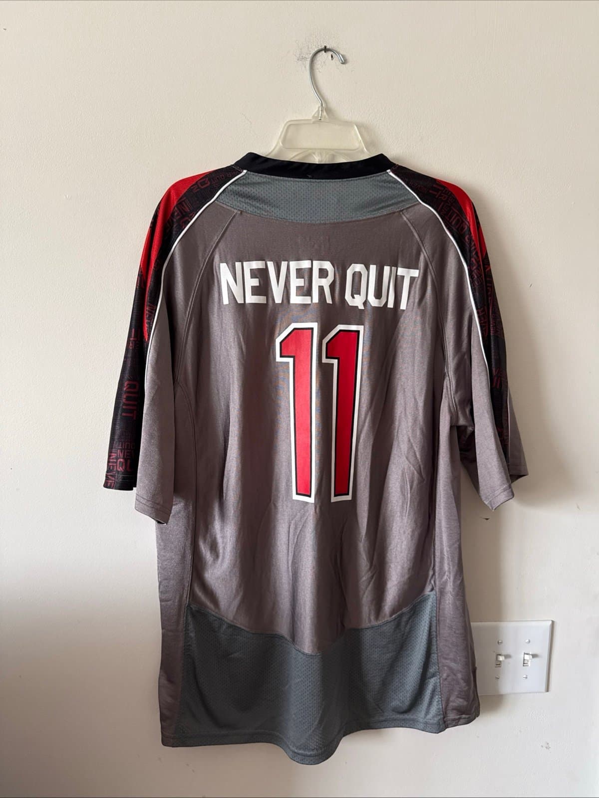 Men’s Under Armour Texas Tech Red Raiders #11 Lone Survivor Jersey Sz L - RARE - Thumbnail 6