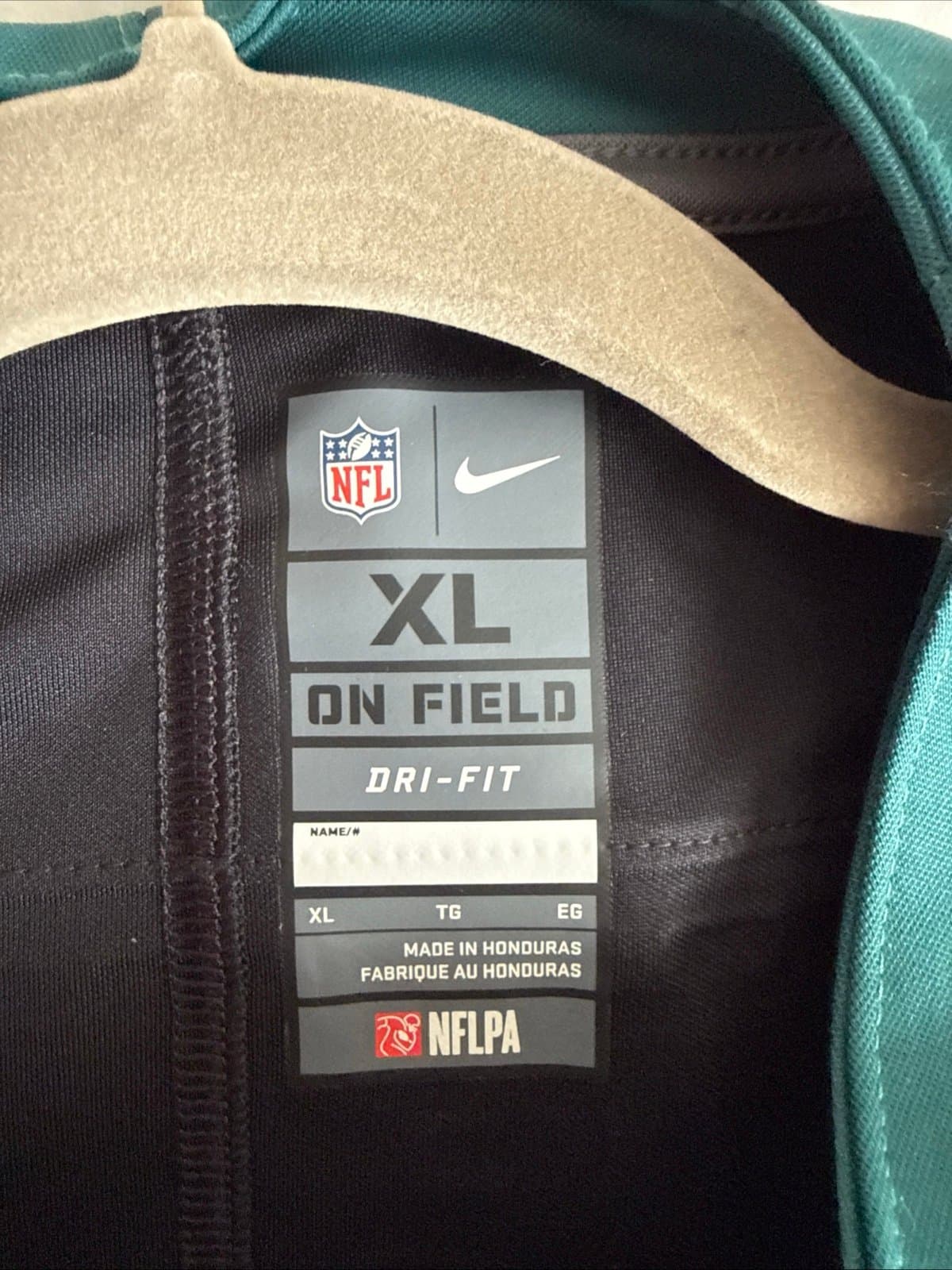 Men’s Nike Carson Wentz #11 Philadelphia Eagles Vapor Limited Jersey Sz XL - NWT - Thumbnail 4