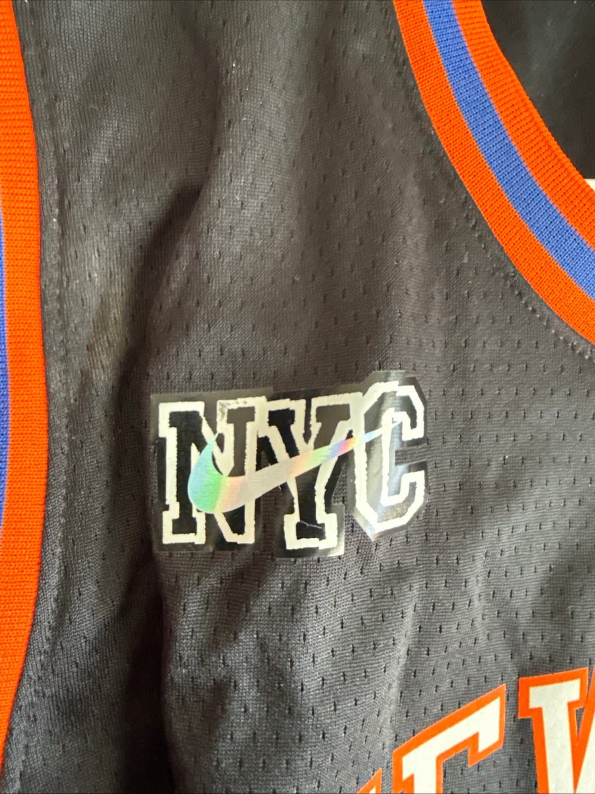 Boy’s Nike Derrick Rose #4 New York Knicks City 75th Anniversary Jersey Sz XL - Thumbnail 5