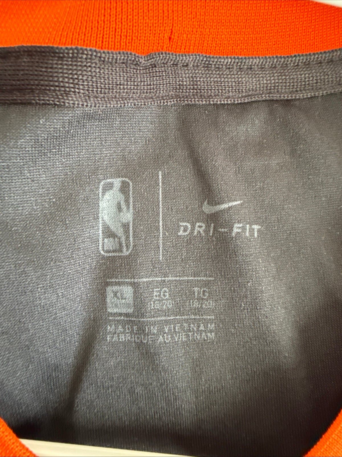 Boy’s Nike Derrick Rose #4 New York Knicks City 75th Anniversary Jersey Sz XL - Thumbnail 4